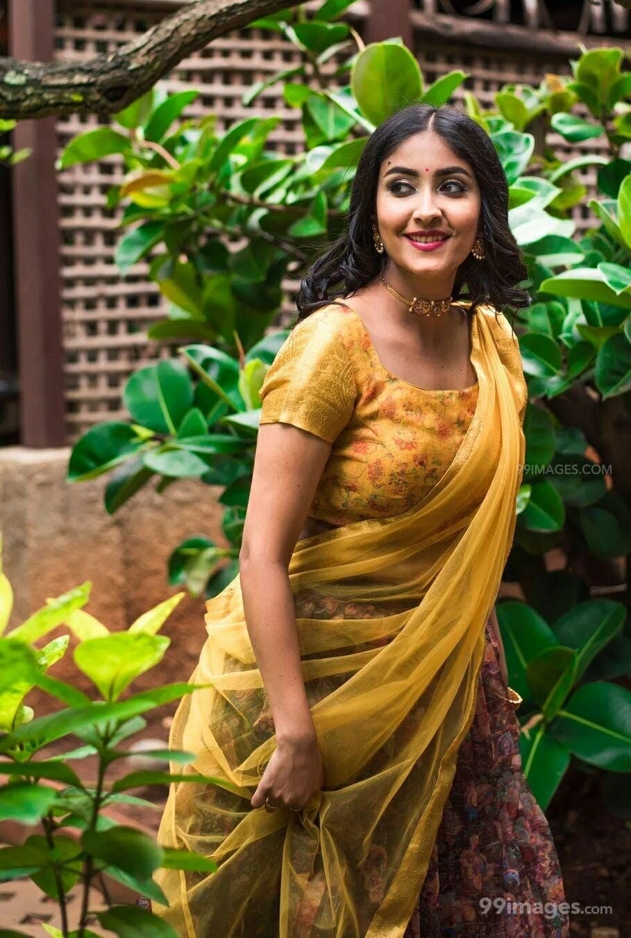 Archana gupta, telugu actress, saree lover, HD phone wallpaper | Peakpx