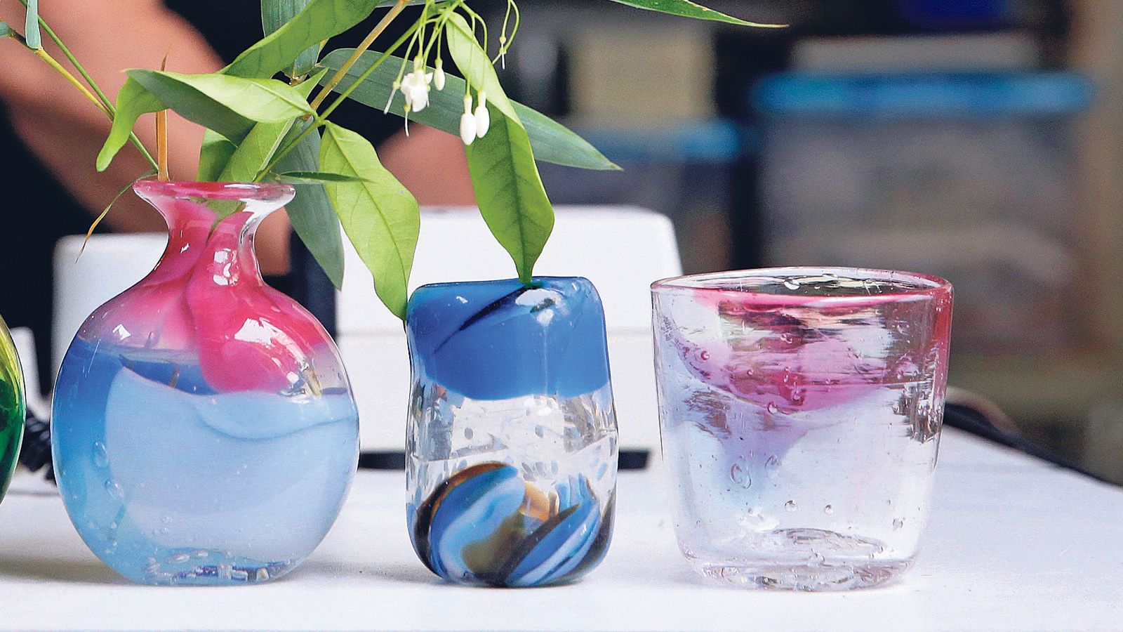 Learn The Art Of Glass Blowing From A Glass Blower In Singapore & Decor Singapore