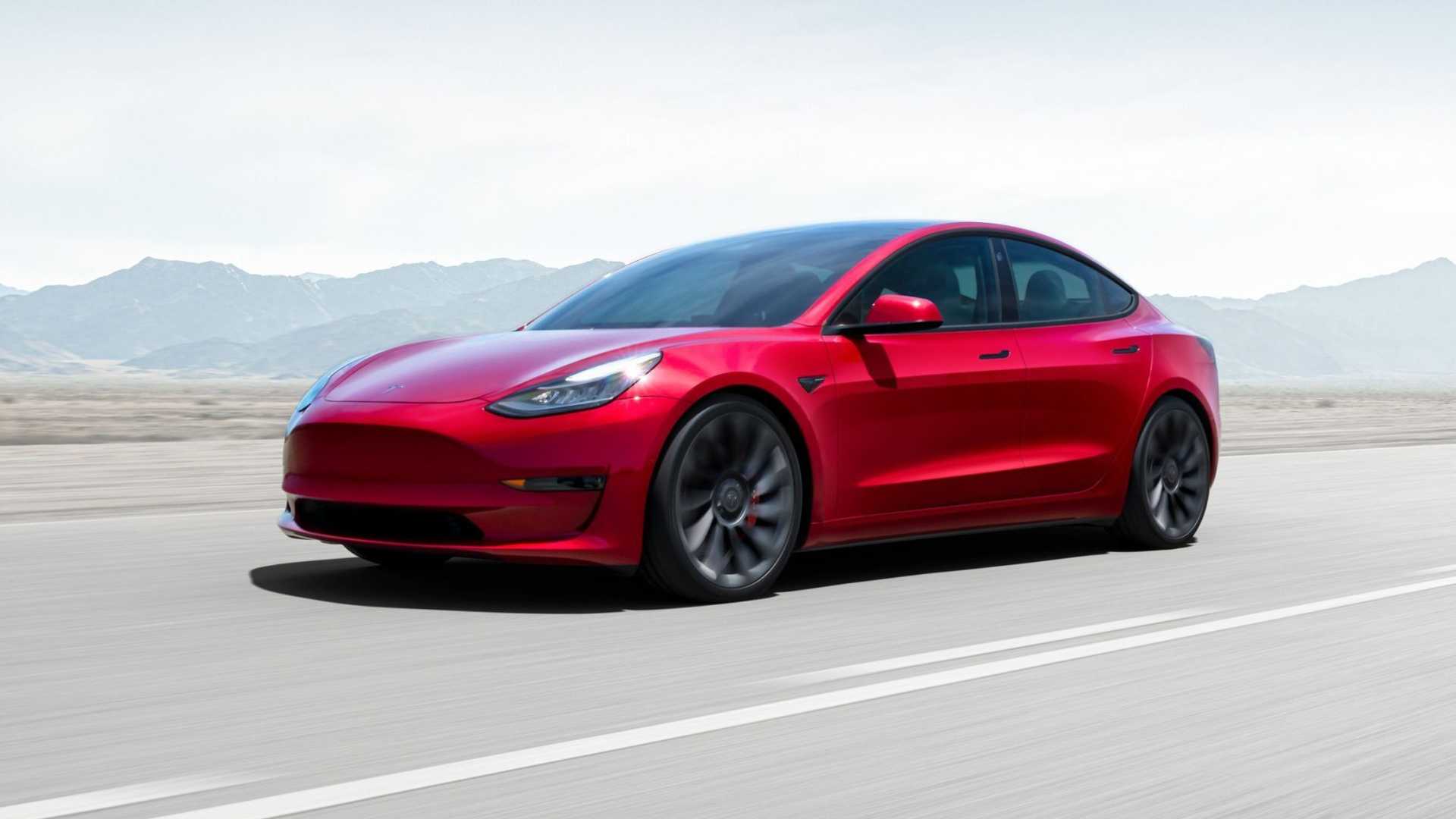 Is 2022 Tesla Model 3's Quality Worse Than 21MY? Owner Thinks So