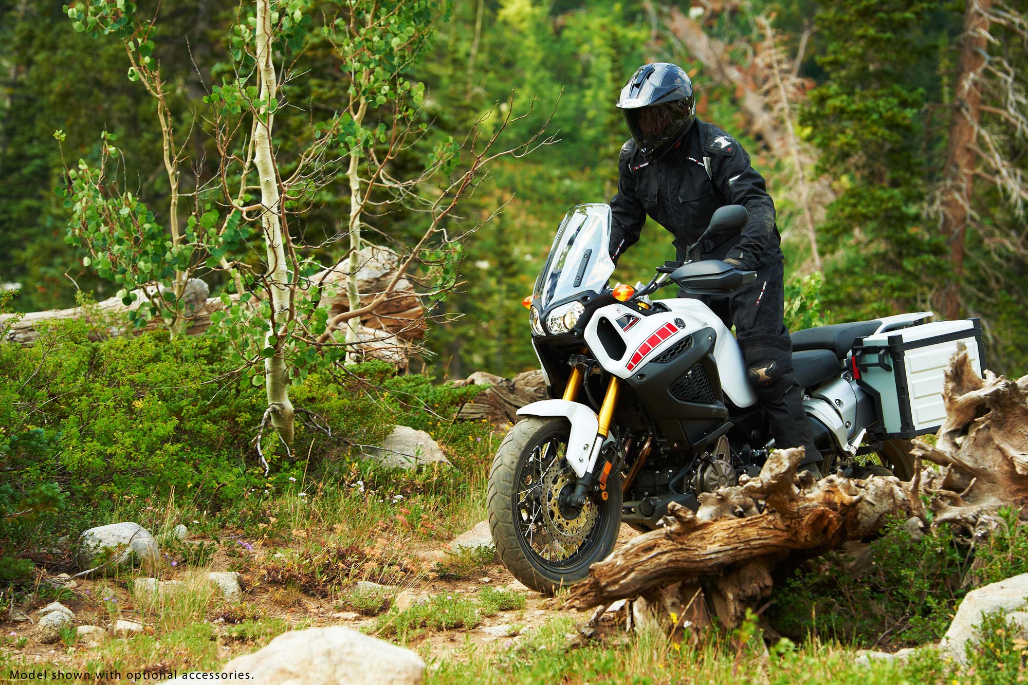 Yamaha Super Tenere wallpaperx1333