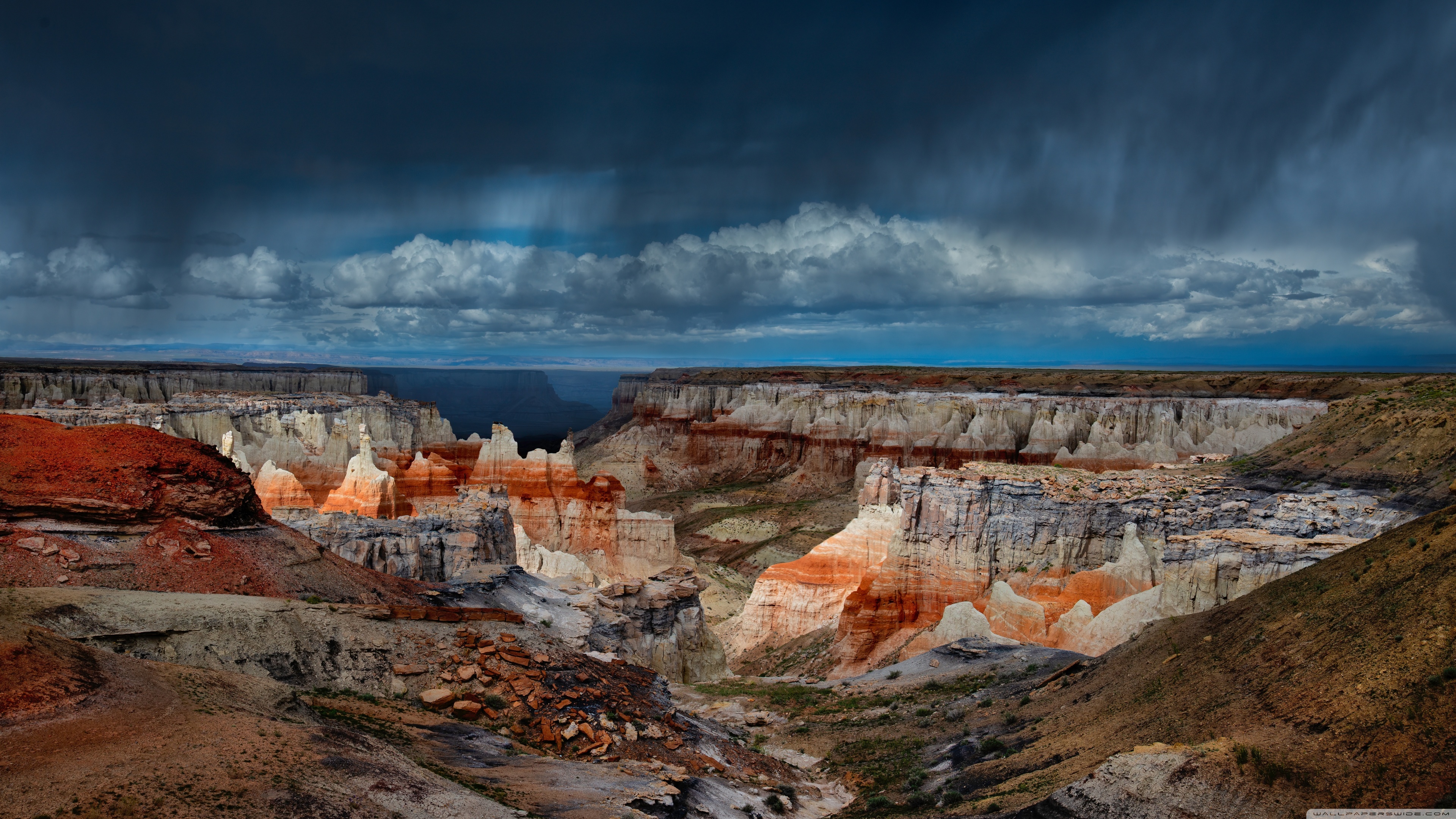 Coal Mine Canyon, Arizona (Photo credit to John Fowler) [3840 x 2160]