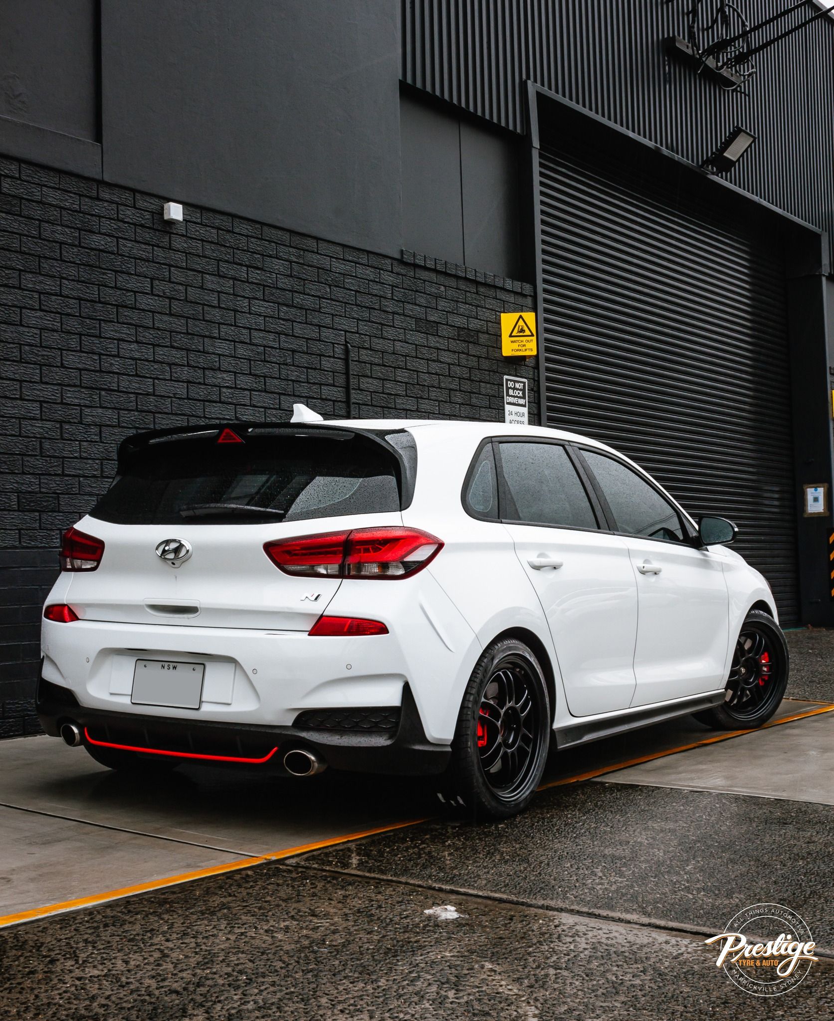 Hyundai i30N White Enkei RPF1