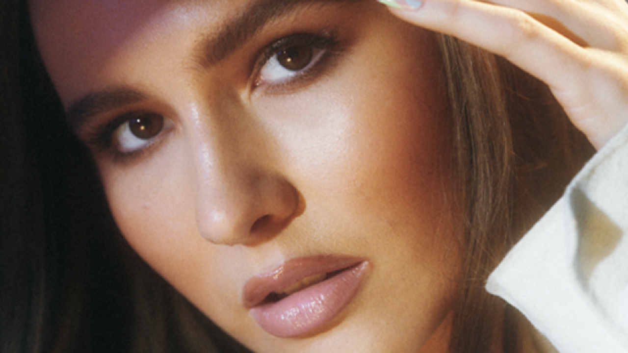 Mimi Webb Tells SPIN Her Ex Reached Out After Hearing Her Breakup Song