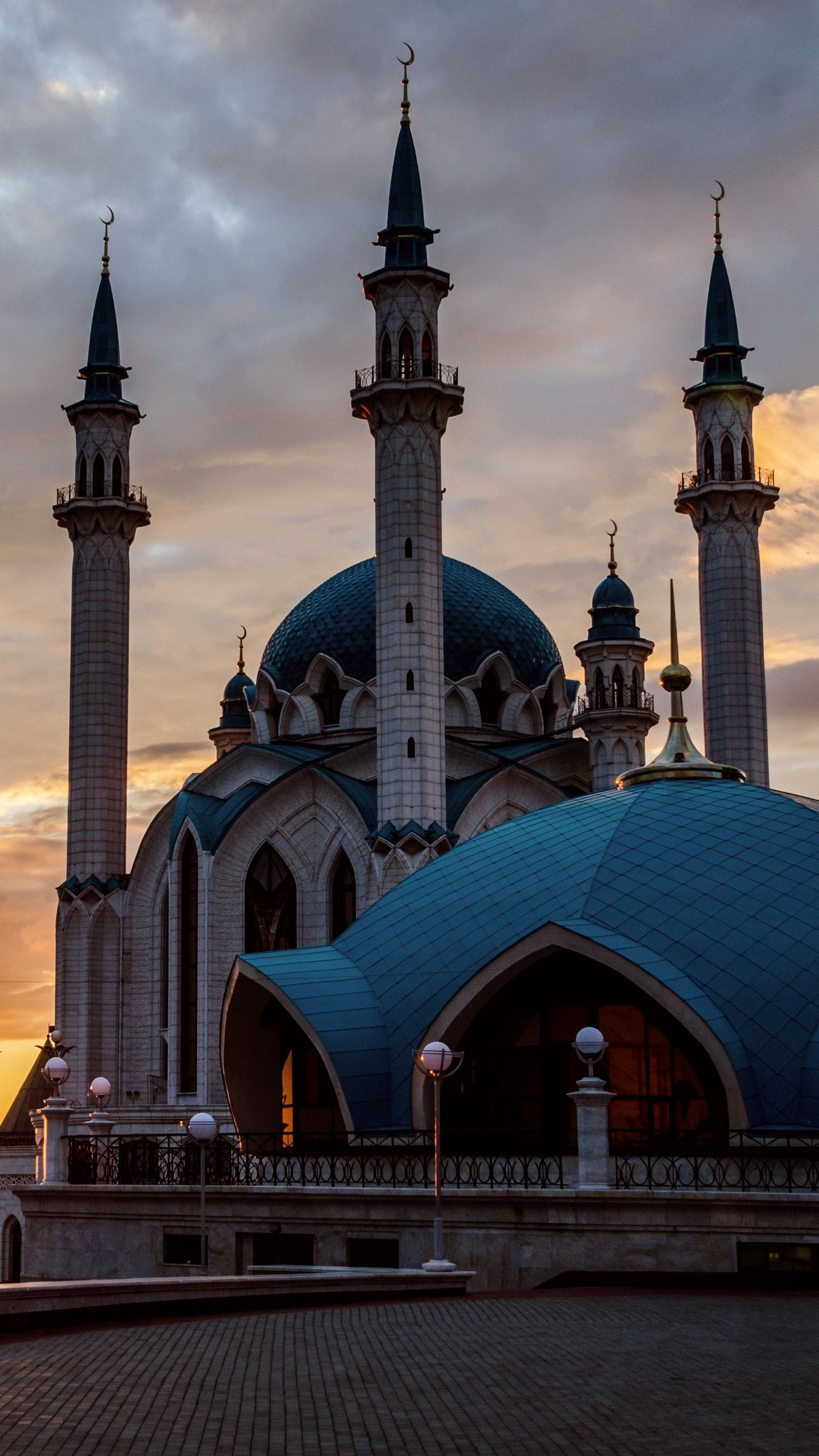 Download wallpaper 1350x2400 mosque, kazan, tatarstan, sunset iphone 8+/7+/6s+/for parallax HD background