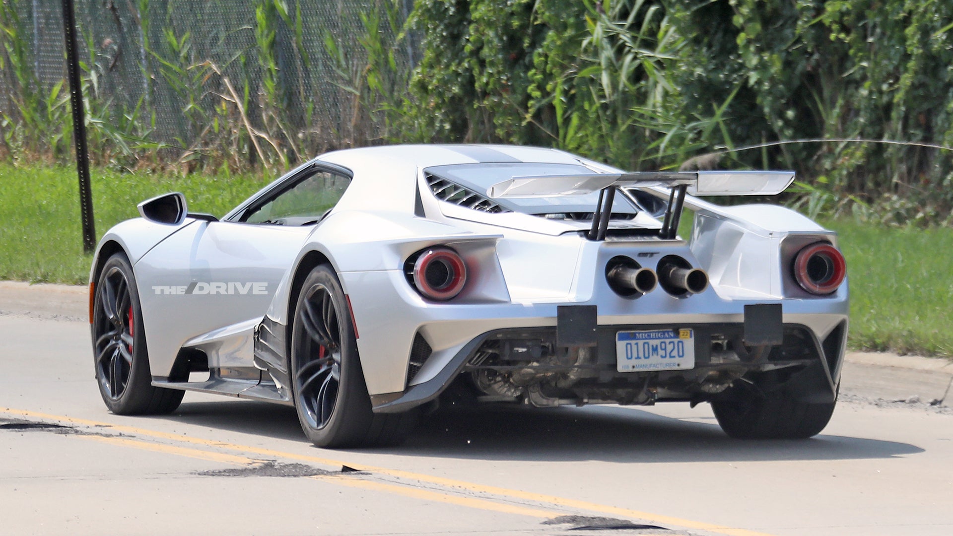 V8 Ford GT? This Test Mule Could Pack A Twin Turbo 7.3L Engine