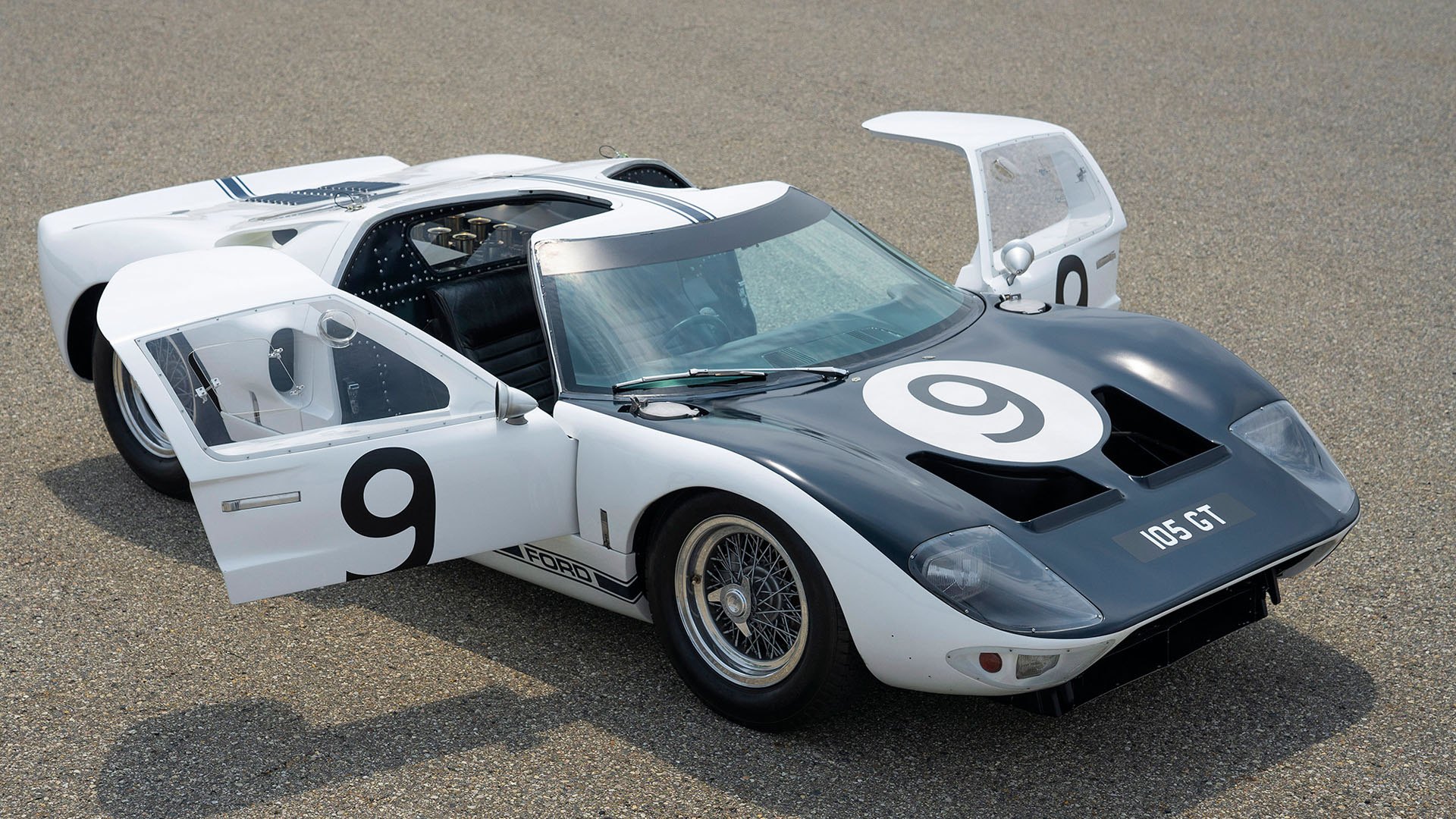 The 2022 Ford GT Heritage Edition