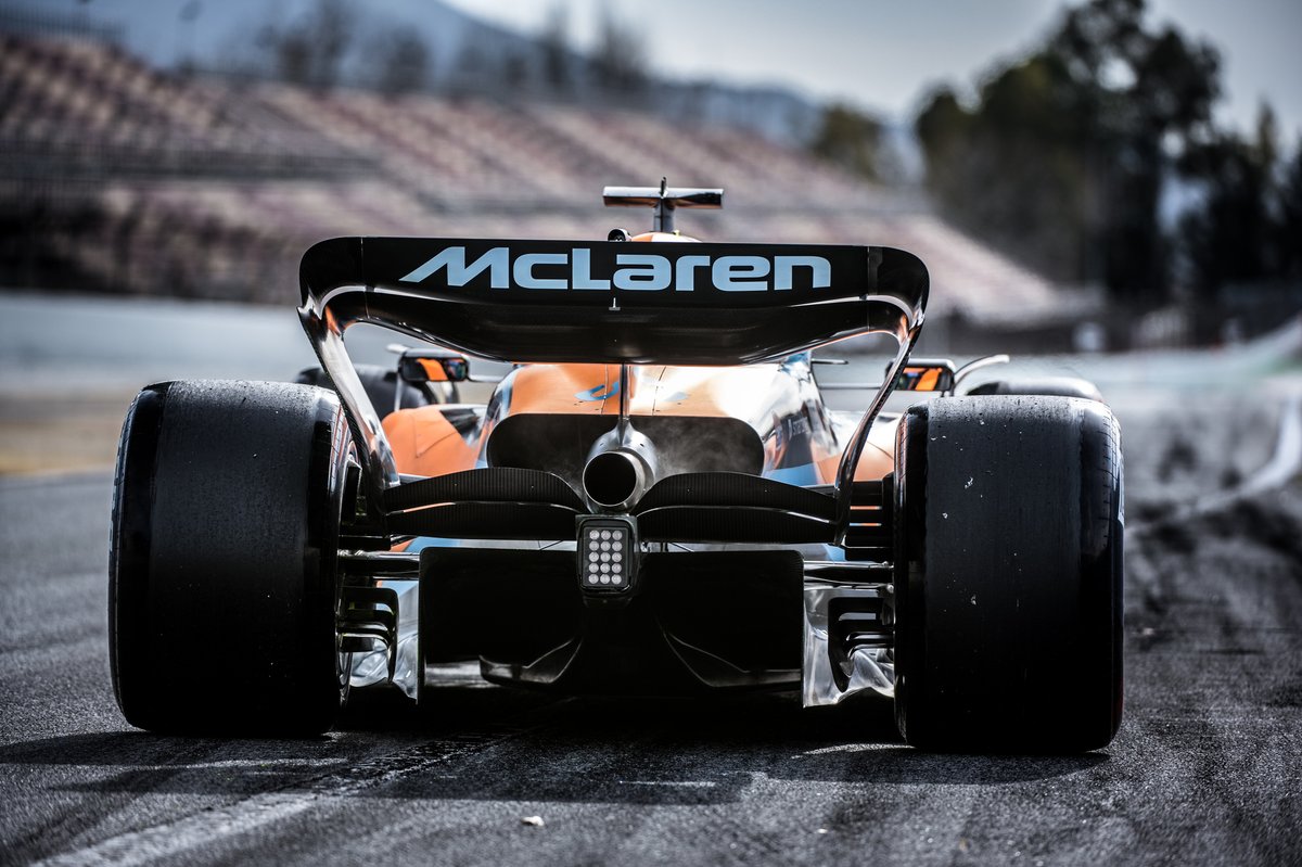 McLaren struggles to explain the lack of porpoising on the MCL36