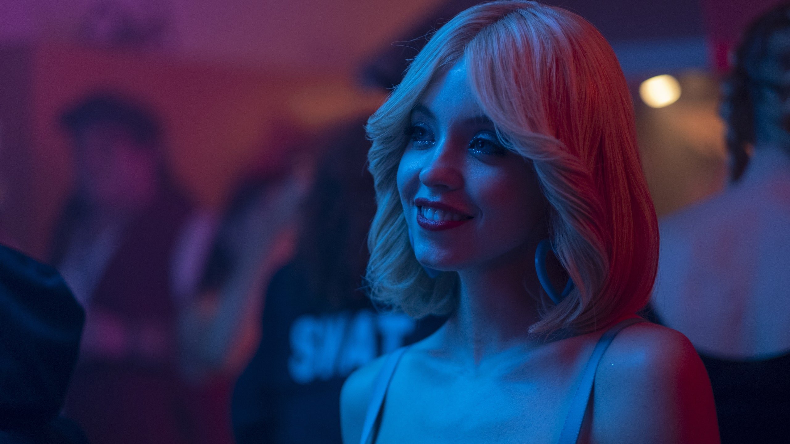 Free download HBOs Euphoria 18 Most Memorable Beauty Moments Teen Vogue [2560x1440] for your Desktop, Mobile & Tablet. Explore Cassie Euphoria Wallpaper. Cassie Wallpaper, Jungkook Euphoria Wallpaper, BTS Euphoria Wallpaper