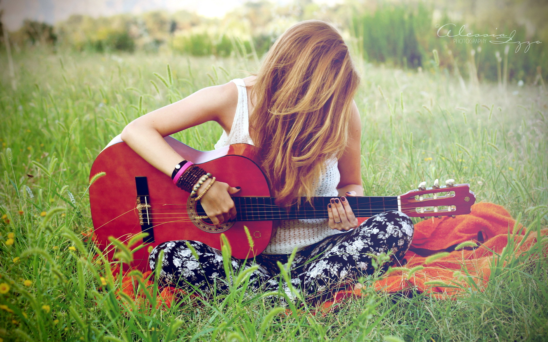 Girl Guitar Music wallpaperx1200