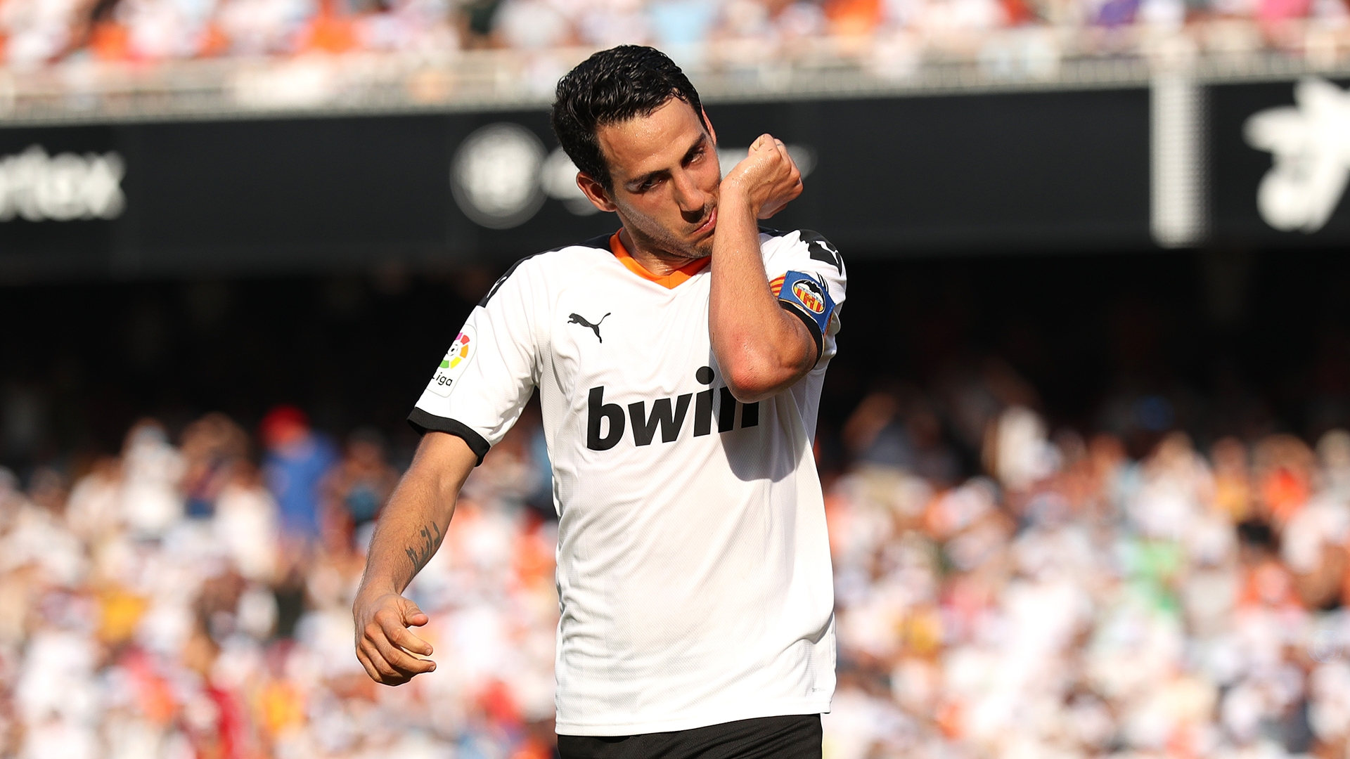 Parejo and Coquelin set to leave Valencia for Villarreal in €13m deal