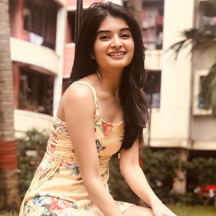 Bhavika Sharma Wiki, Biography, Age, Boyfriend, Career and More