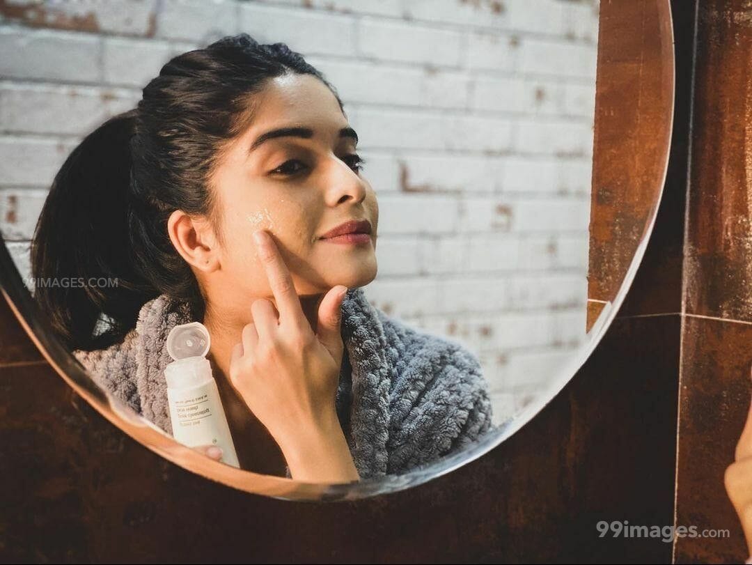 Bhavika Sharma HD Wallpaper (Desktop Background / Android / iPhone) (1080p, 4k) (1080x811)