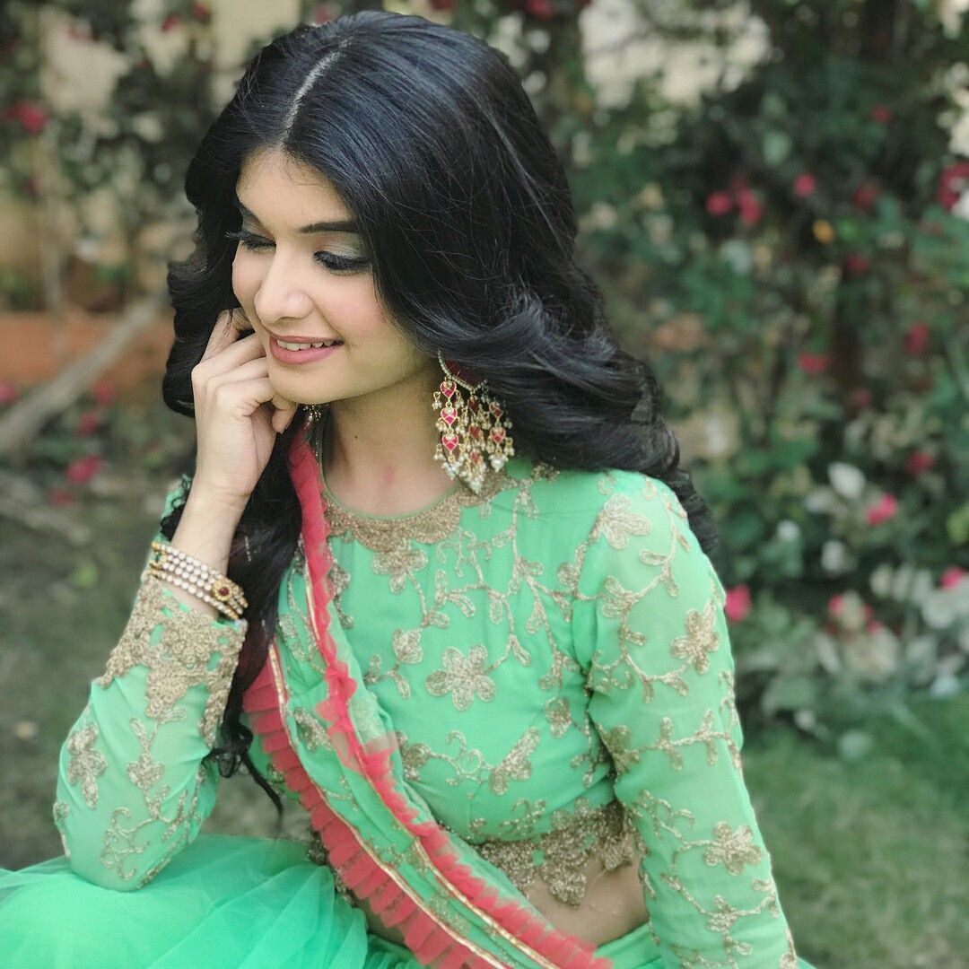 Bhavika Sharma ideas. cute girl pic, stylish girl, sharma