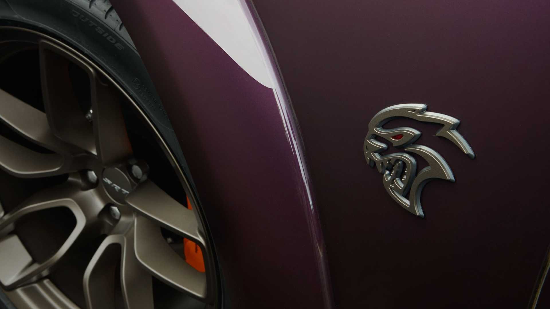Dodge Jailbreaks SRT Hellcat Redeye, Allows New Wild Color Combos