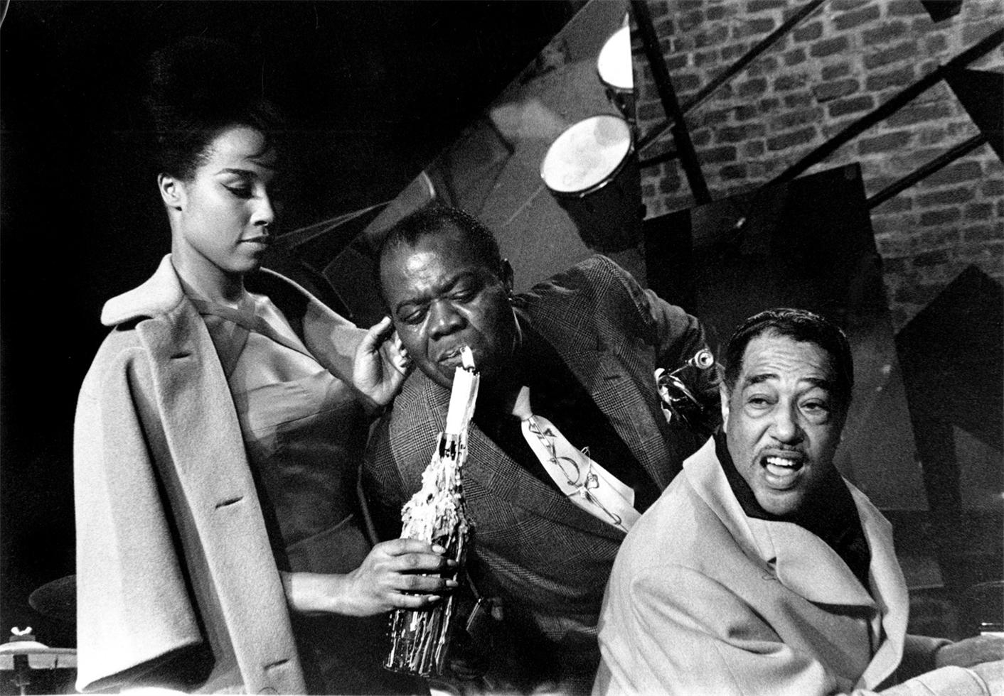 Duke Ellington, Louis Armstrong & Diahann Carroll, Paris, France, 1960 (DKE14)