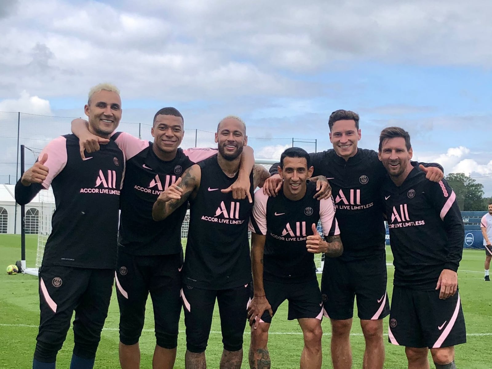 Lionel Messi Links with Kylian Mbappe During Training; Fans Excited for What's Next to Come