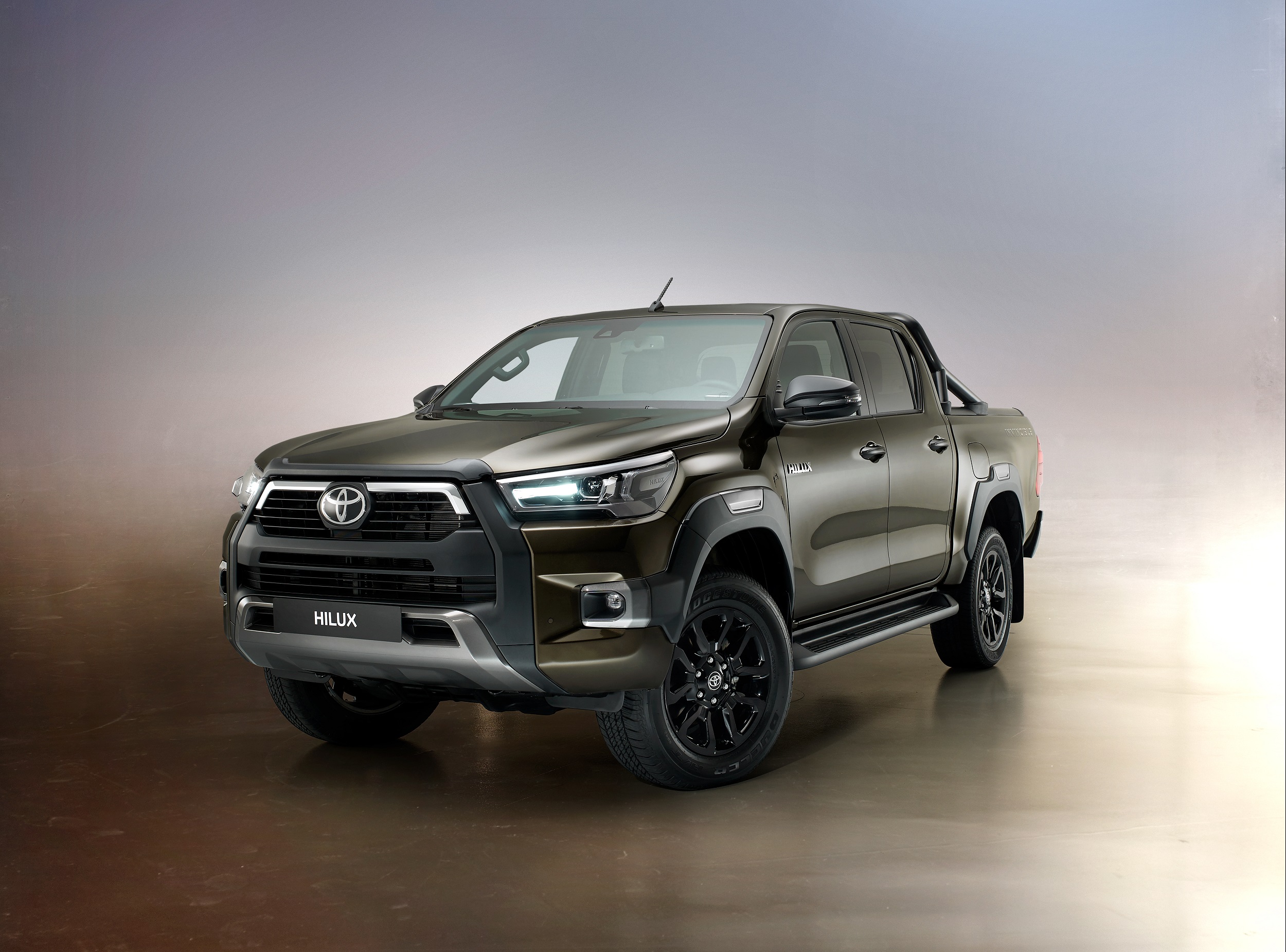 Toyota Hilux official image Photo Gallery