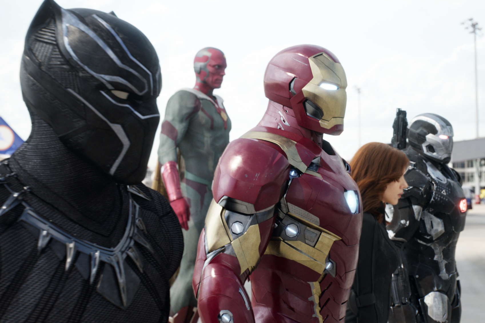 Captain America: Civil War: Black Panther's Debut Photo
