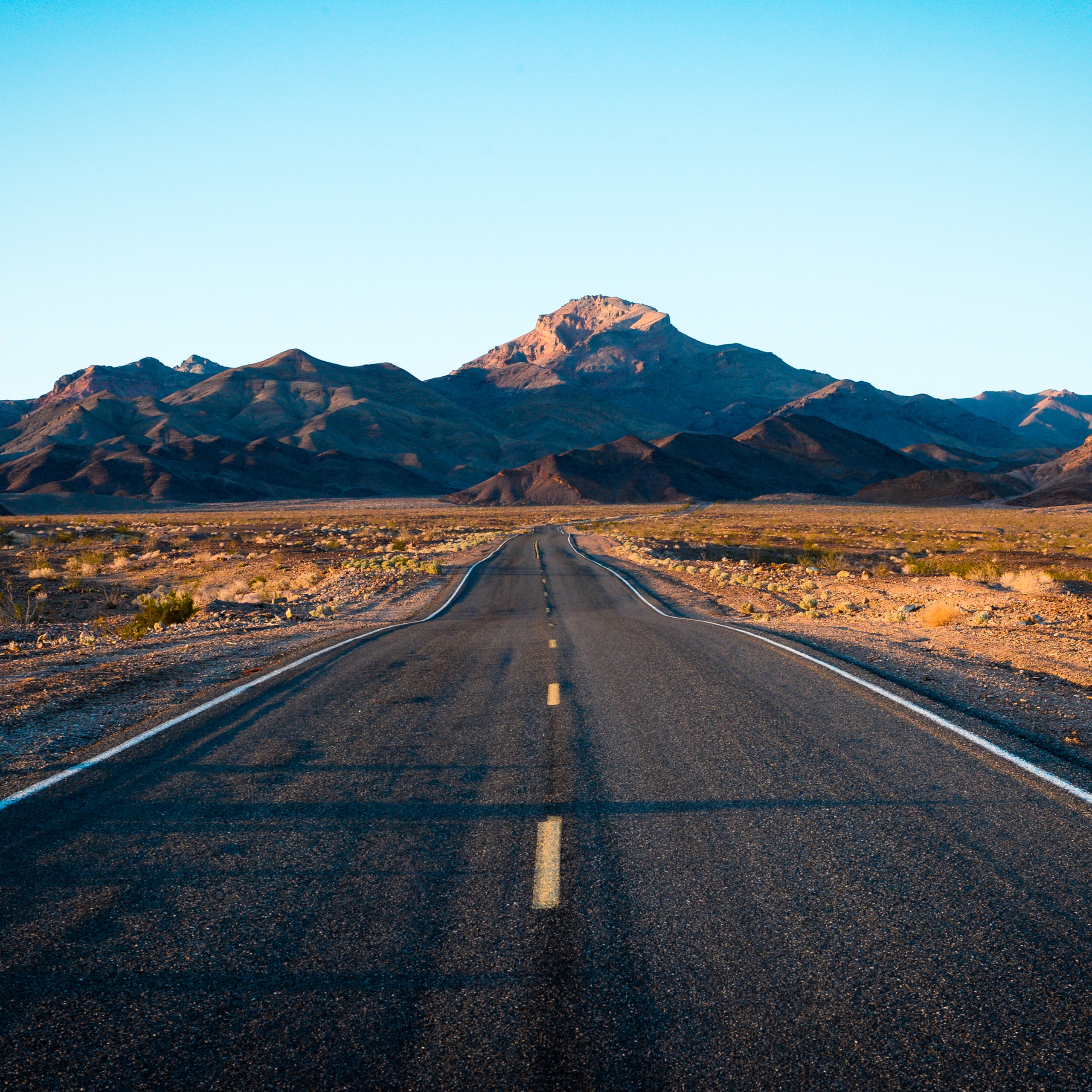 Endless Road Wallpaper 4K, Mountain range, Landscape, Death Valley, Nature