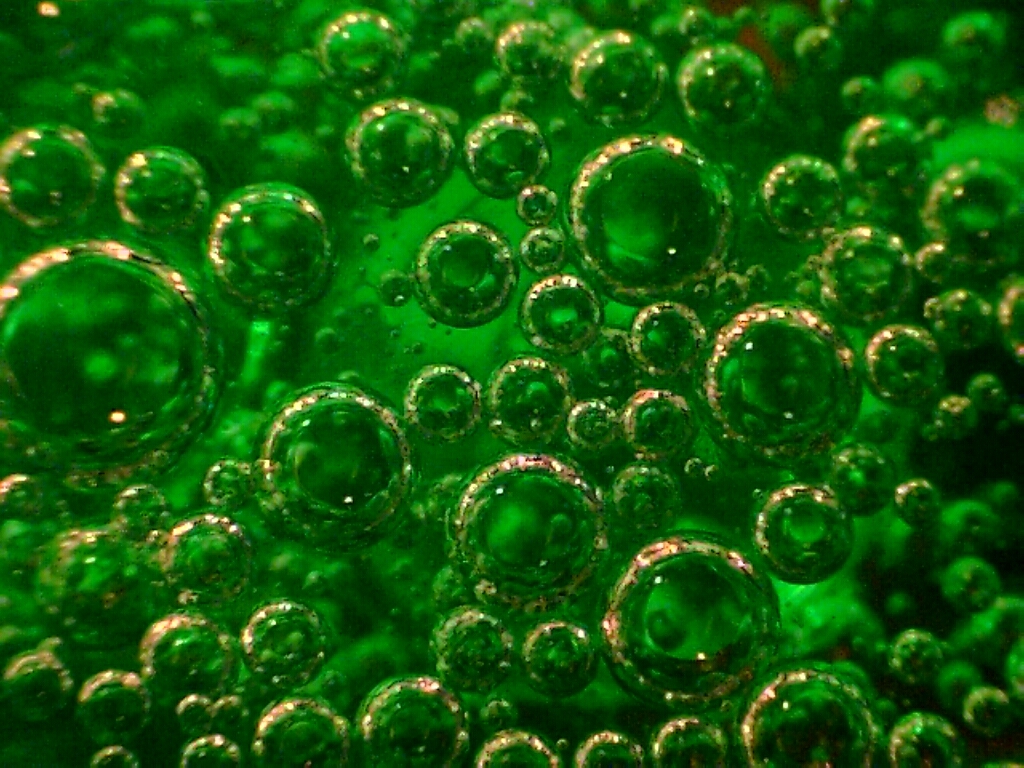 Green Bubbles wallpaperx768