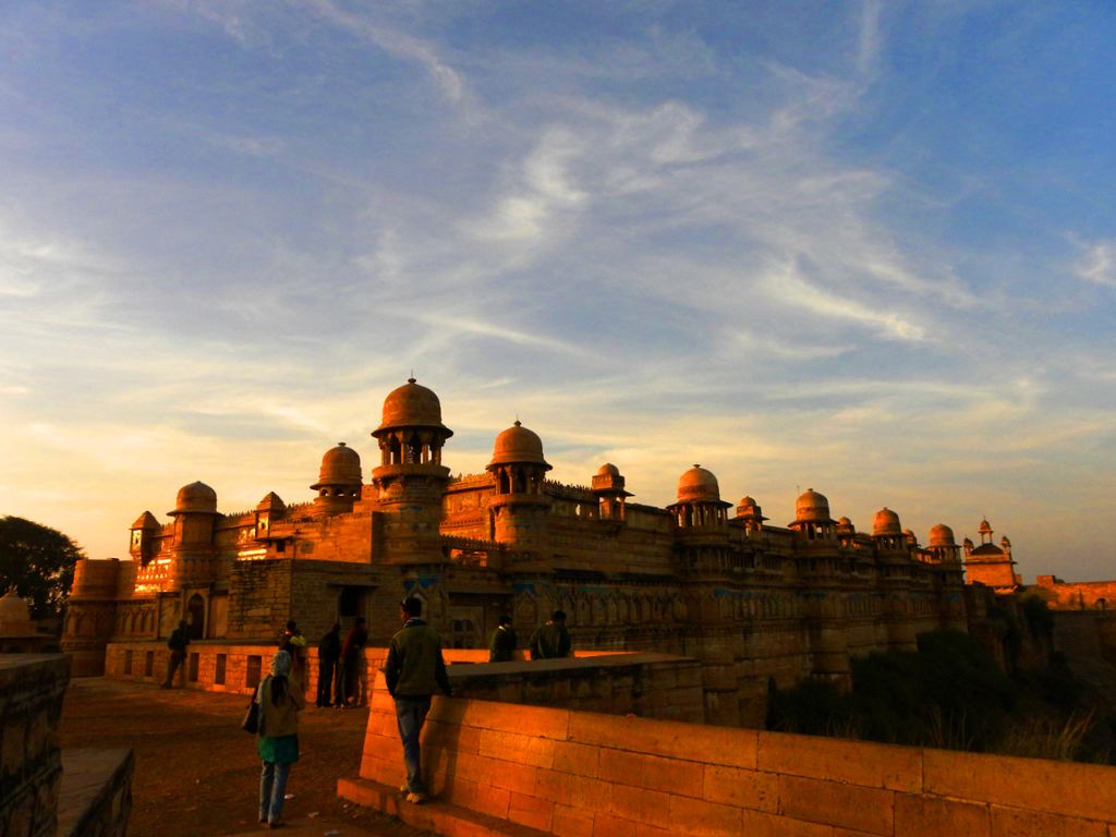 Free download Facts about Gwalior Fort History Image Light Sound Show [1024x768] for your Desktop, Mobile & Tablet. Explore Madhya Pradesh Wallpaper. Madhya Pradesh Wallpaper