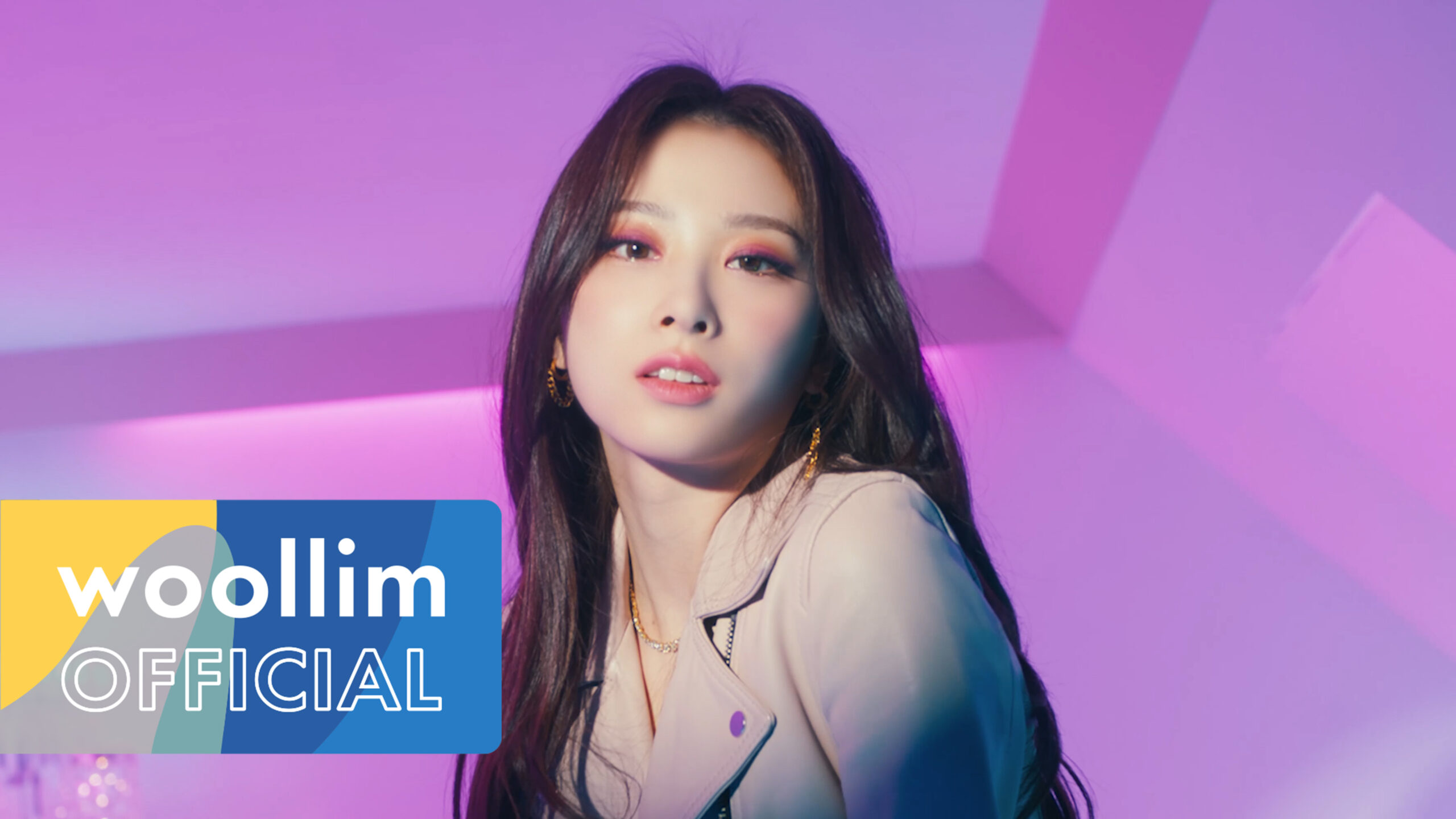 Rocket Punch makes a comeback with 'CHIQUITA'