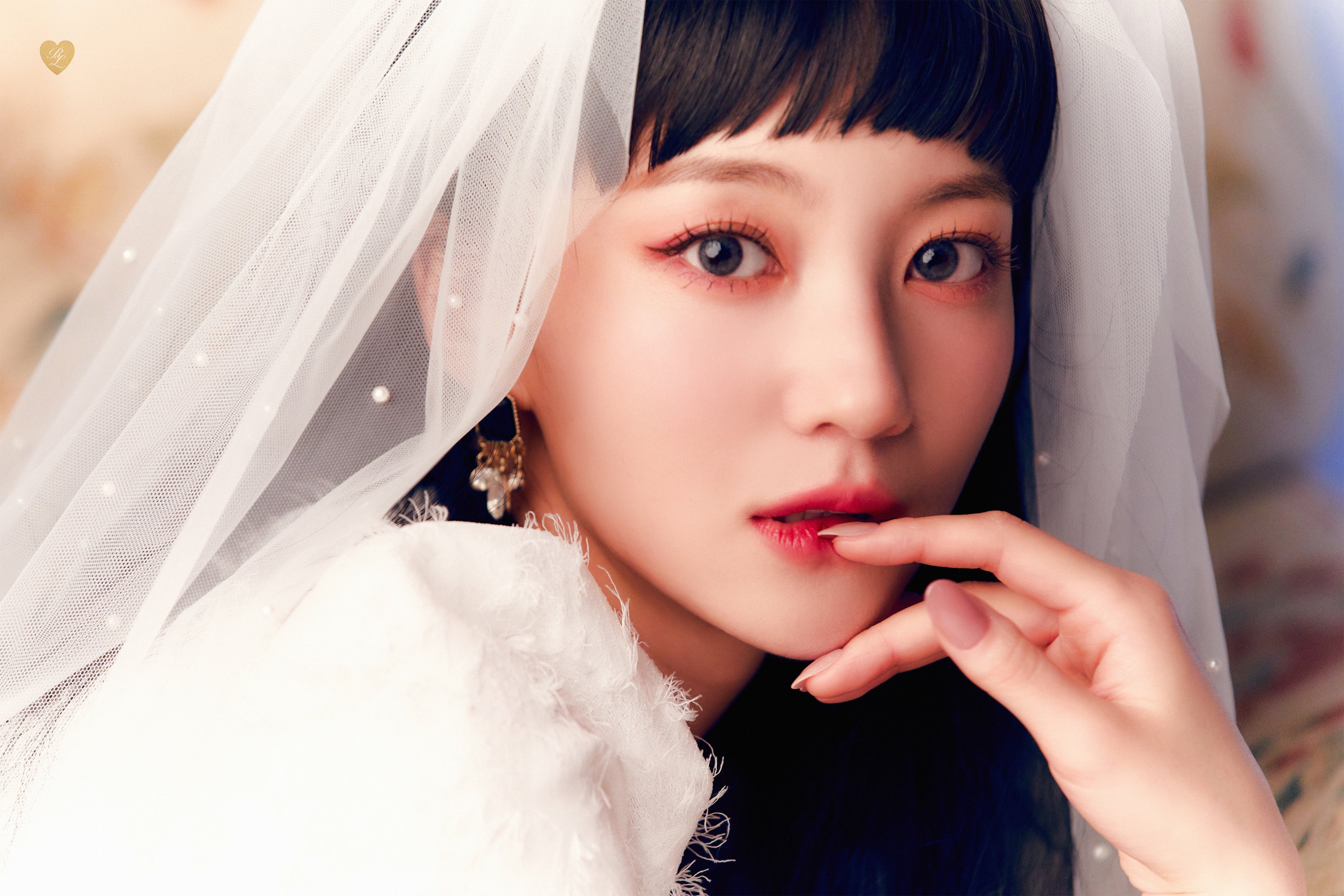 Oh My Girl Real Love Teaser Photo Buquet Ver. (HD HQ)-Pop Database Dbkpop.com