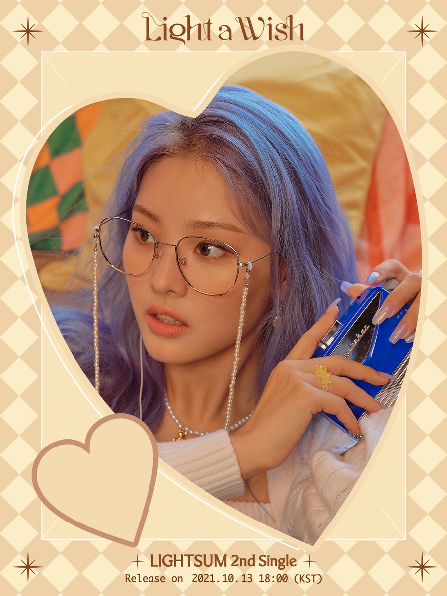 Watch: LIGHTSUM Charms With Vibrant “VIVACE” Comeback MV