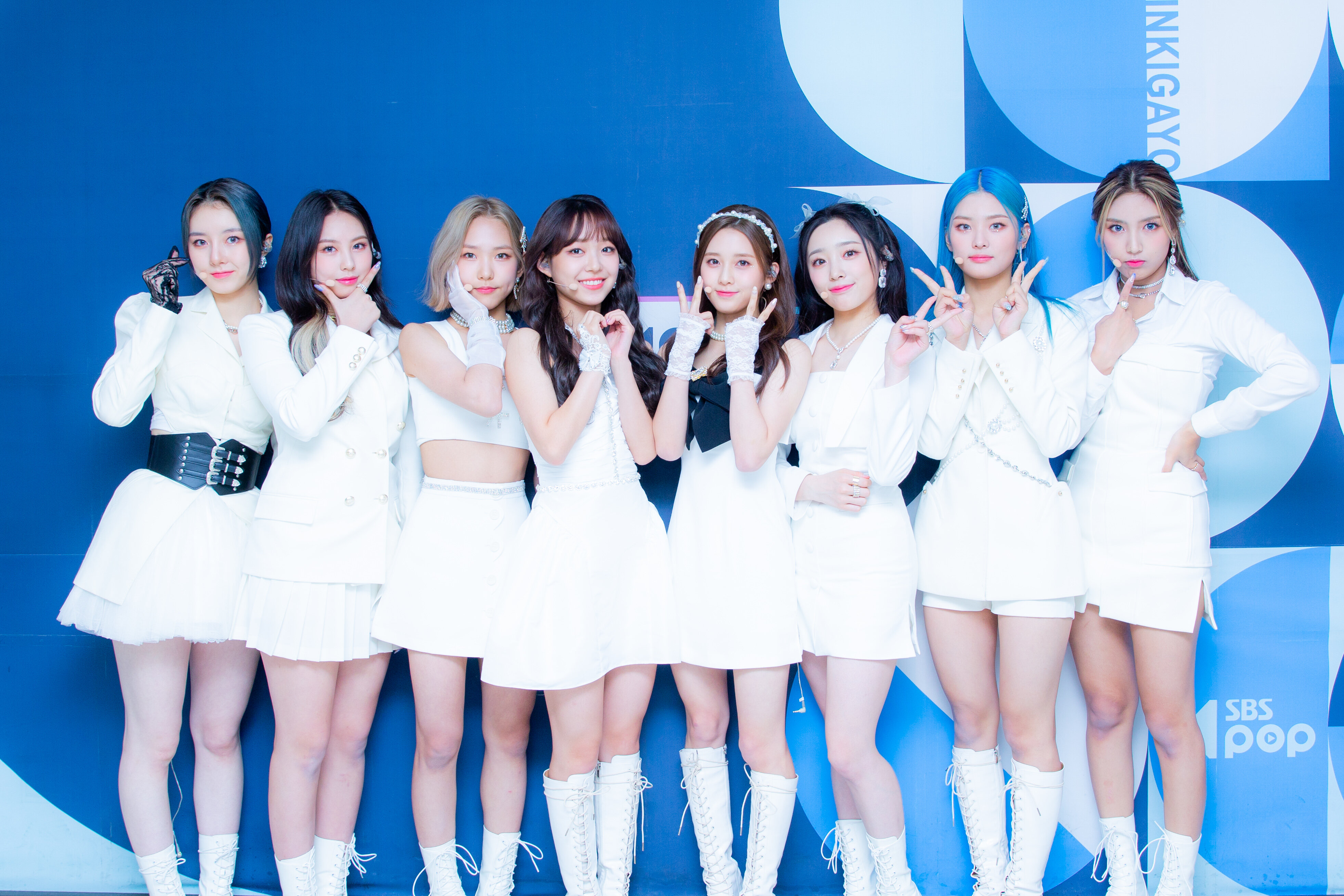 October 17, 2021 SBS Twitter Update at Inkigayo Photowall