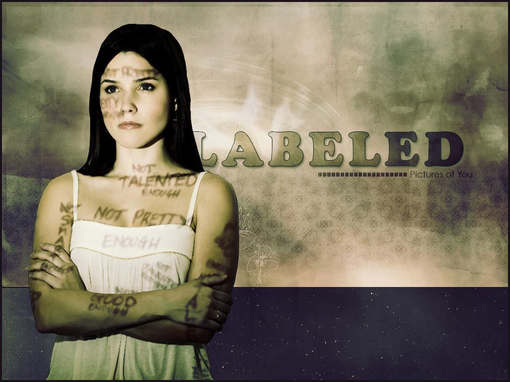 Brooke Davis Wallpaper