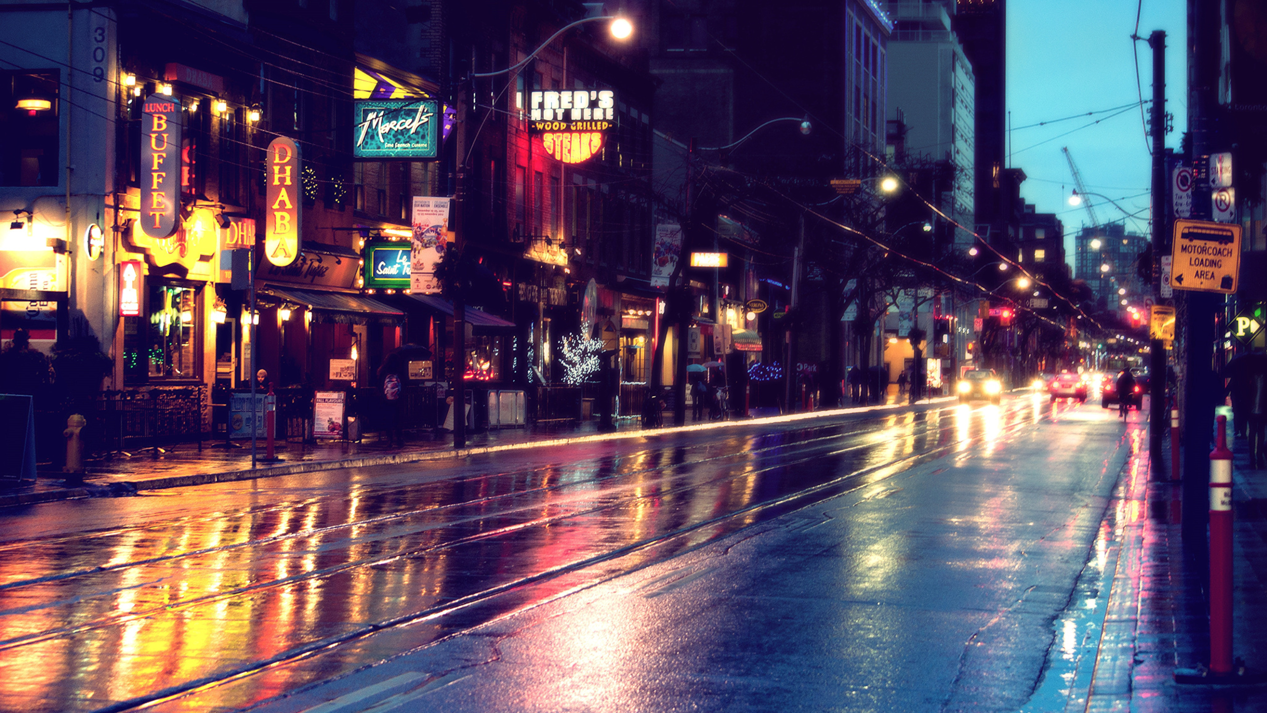 Colorful Lights City Urban Street Wallpaper:2560x1440