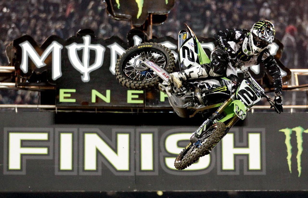 Ryan Villopoto looks to defend his AMA Supercross championship in 2012