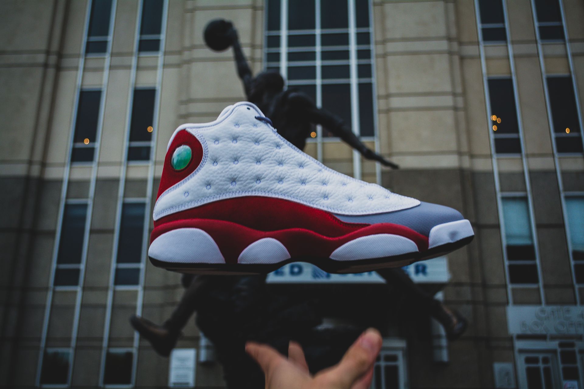 Jordan 13 Retro Wallpaper