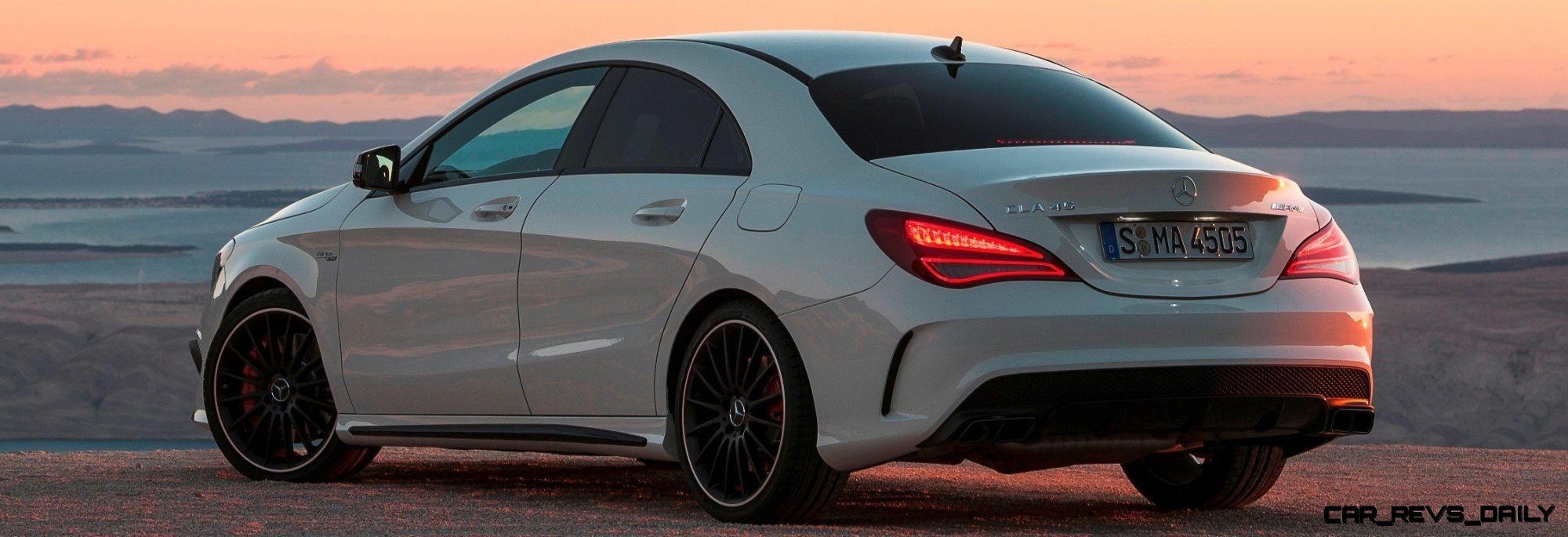 Race Start Video: 2014 CLA45 AMG Shows Impressive Launch Drama + 4.5s To 60mph Car Revs Daily.com