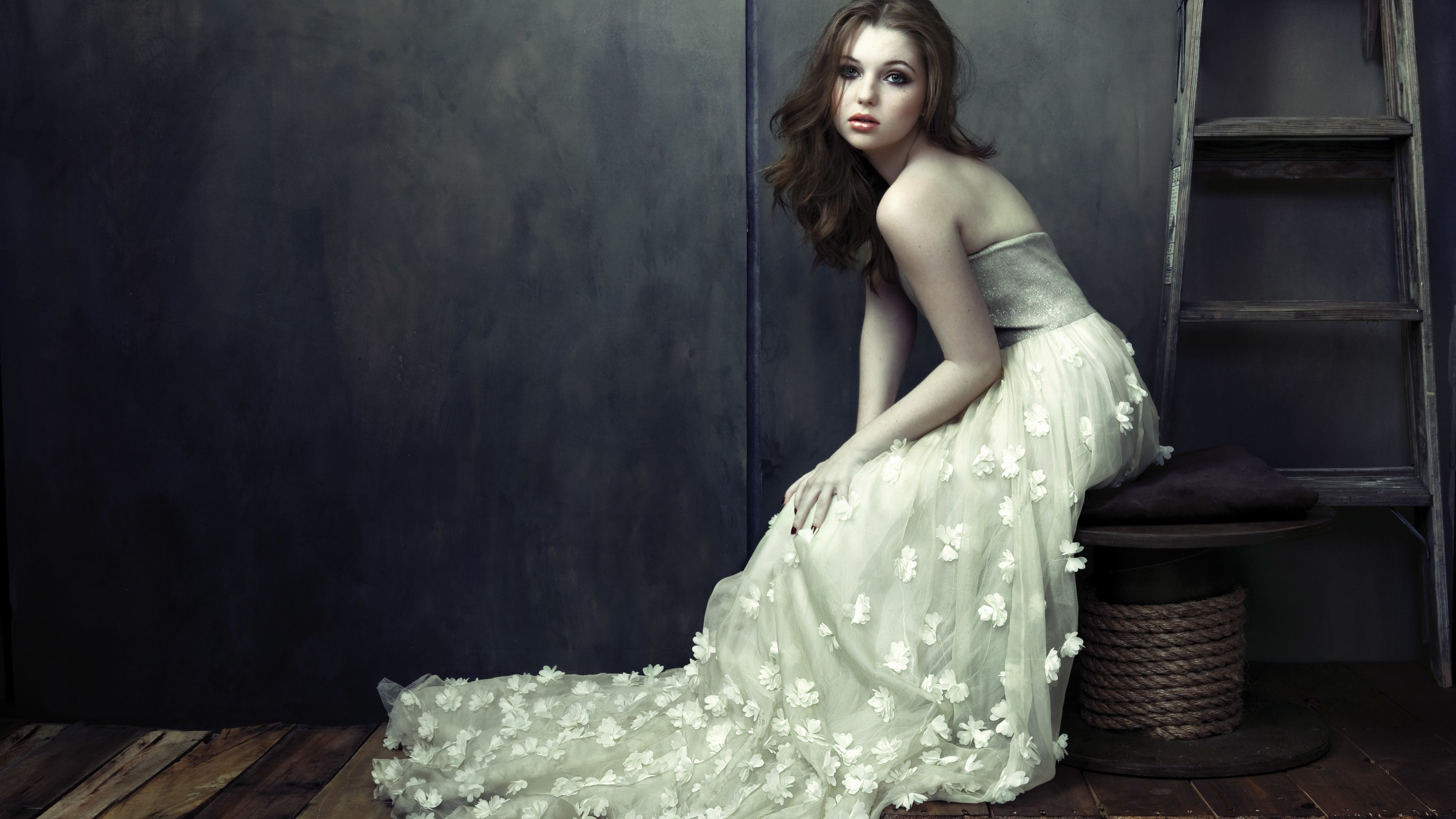 Wallpaper 4k Sammi Hanratty Wallpaper