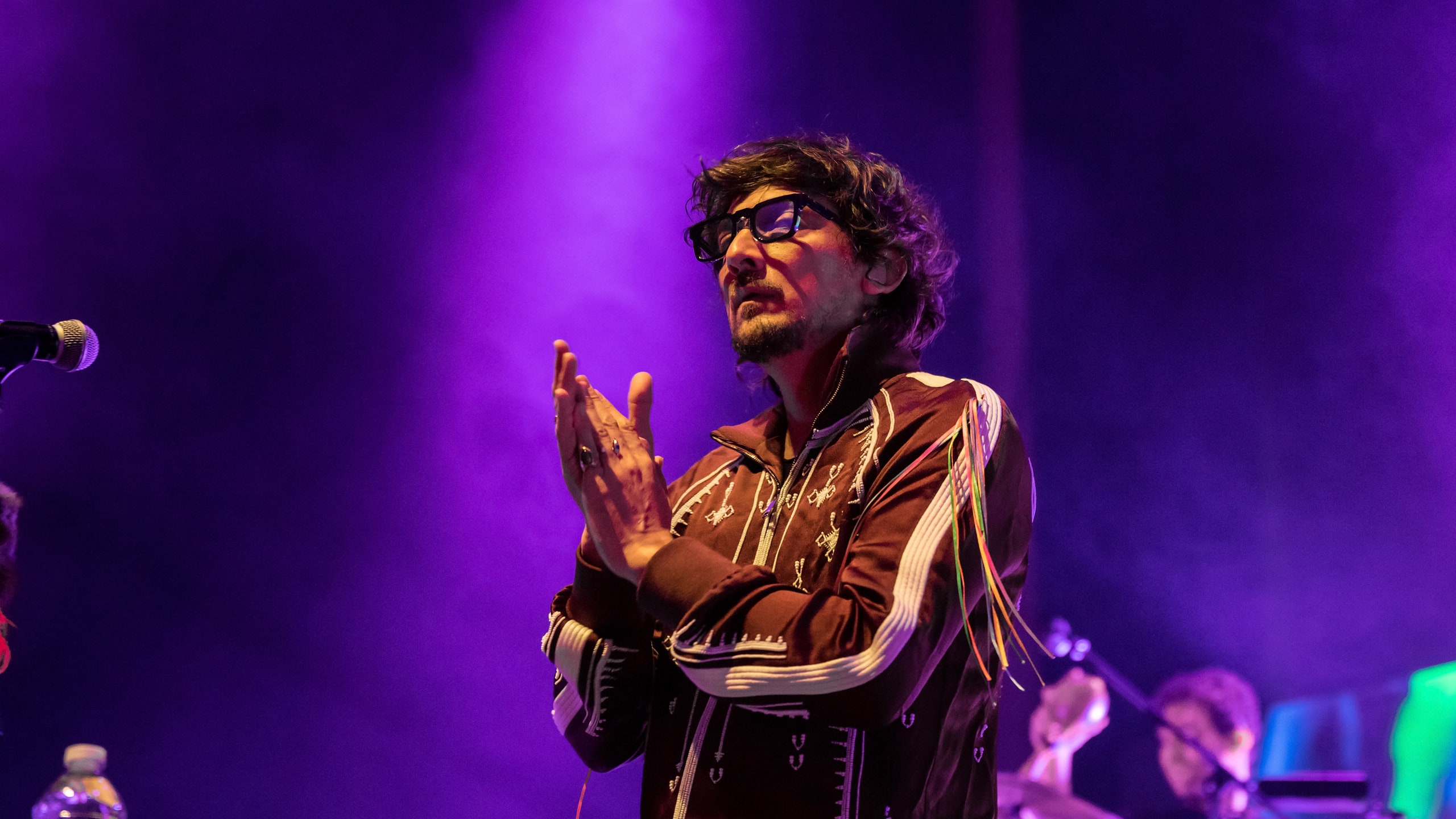 Zoé nos da un adelanto EXCLUSIVO de “Velur”