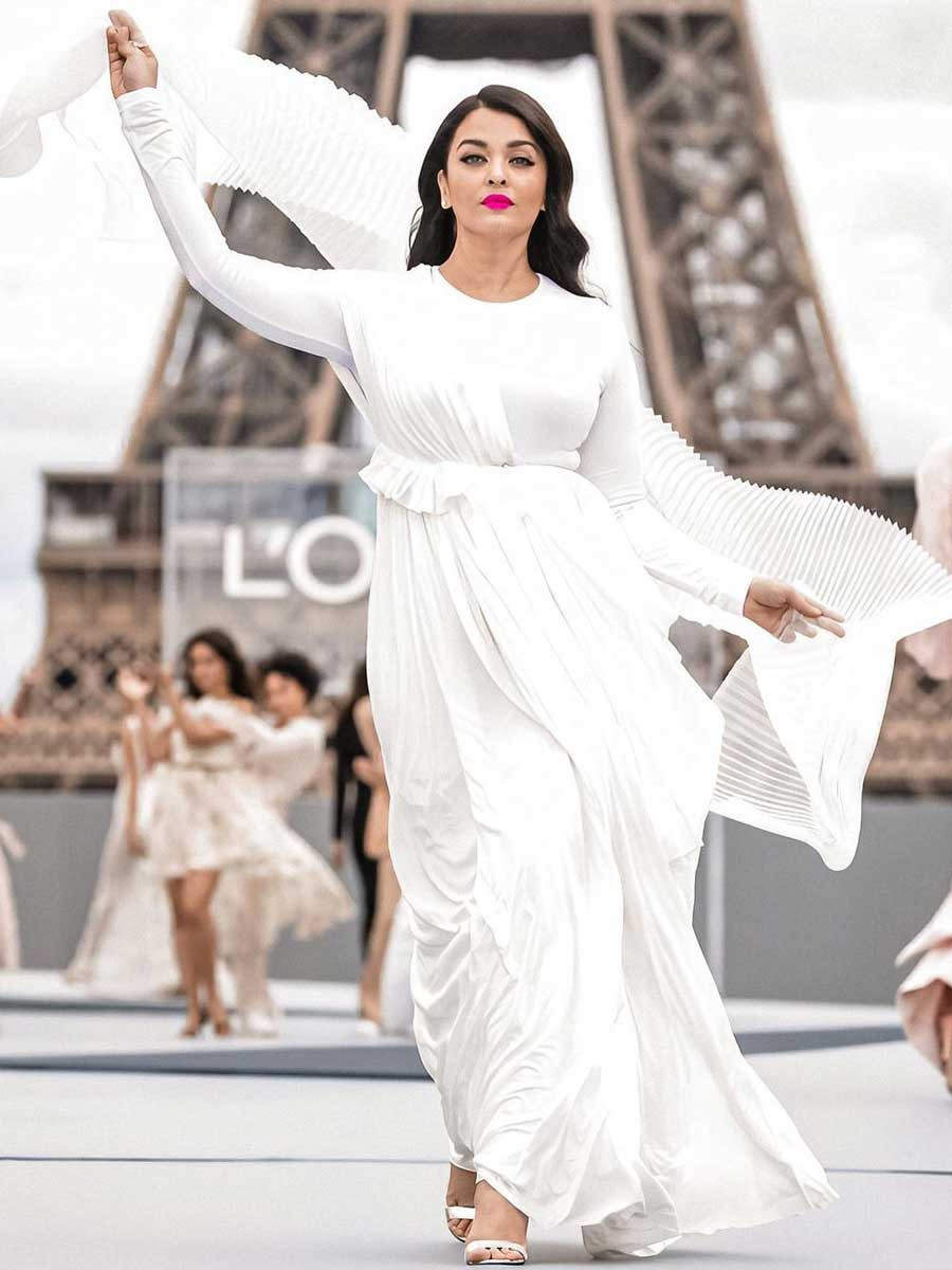 photo of Aishwarya Rai Bachchan from the Paris Fashion Week 2021