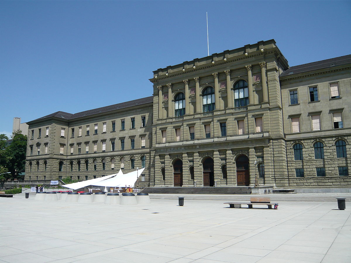 Zürich ETH Hauptgebäude