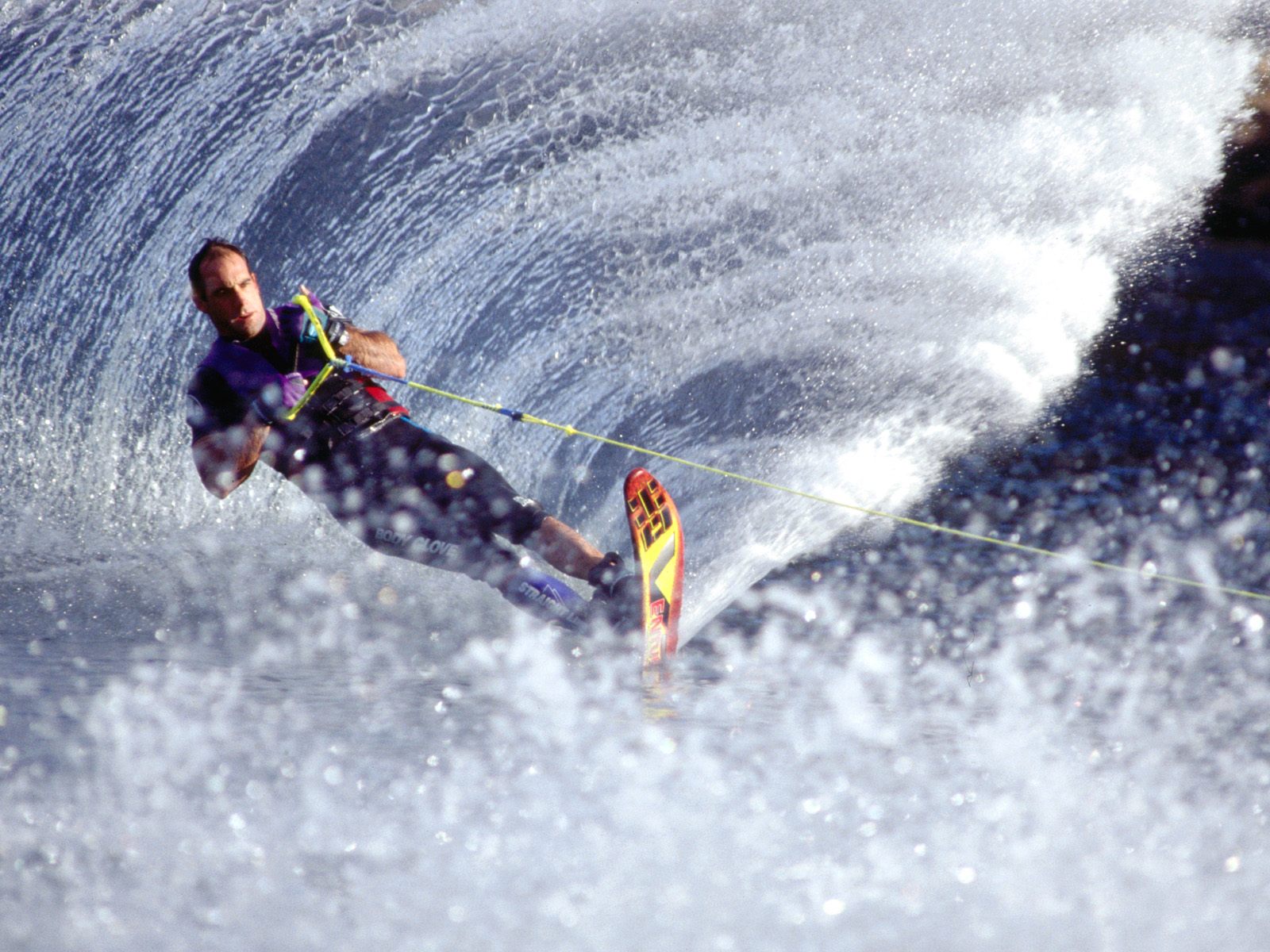 Download Wallpaper usa water oregon wave skiing waterskiing, 1600x Waterskiing at Columbia River, Oregon