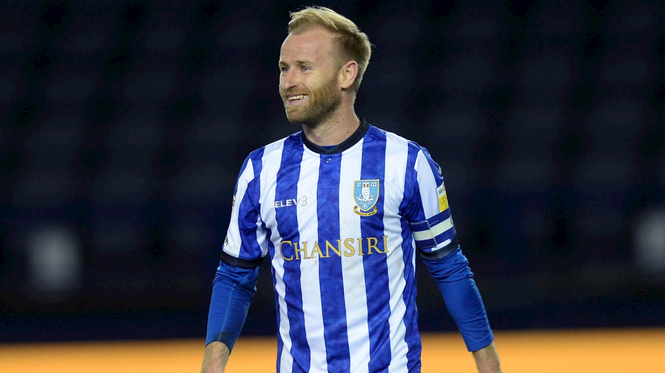 Barry Bannan commits his future to the Owls