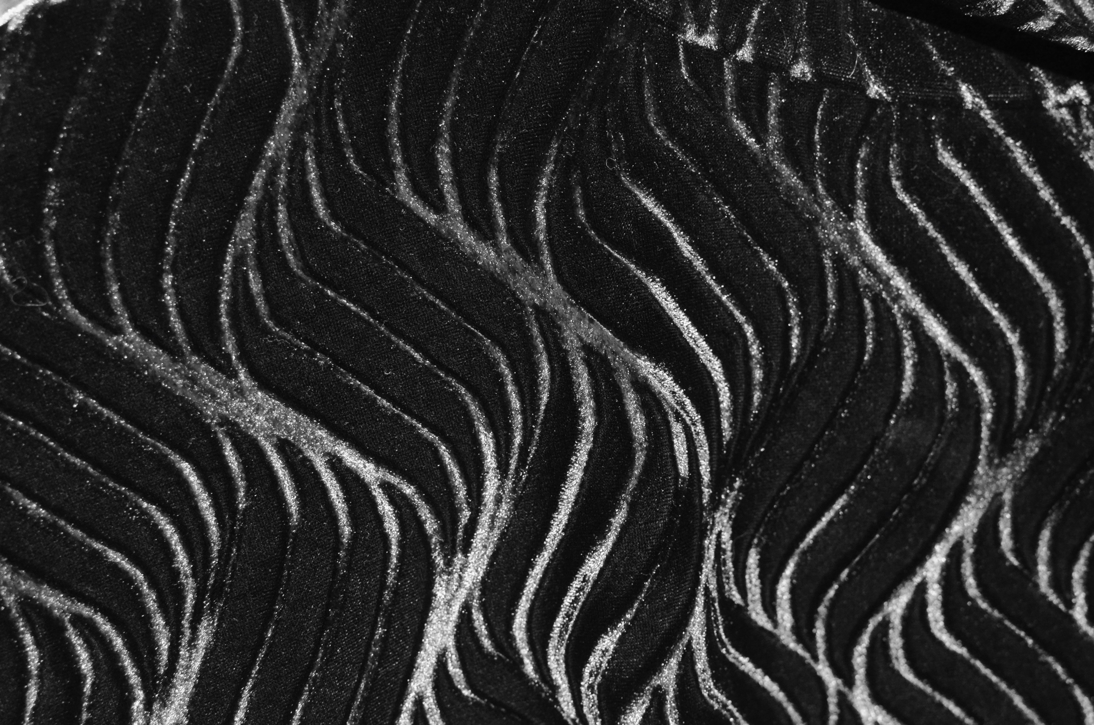 Abstract surface with wavy lines · Free