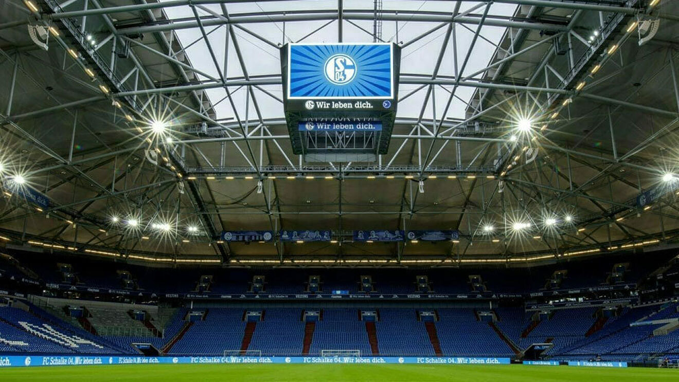 Bundesliga: The fall of a German giant: Schalke stare relegation in the face