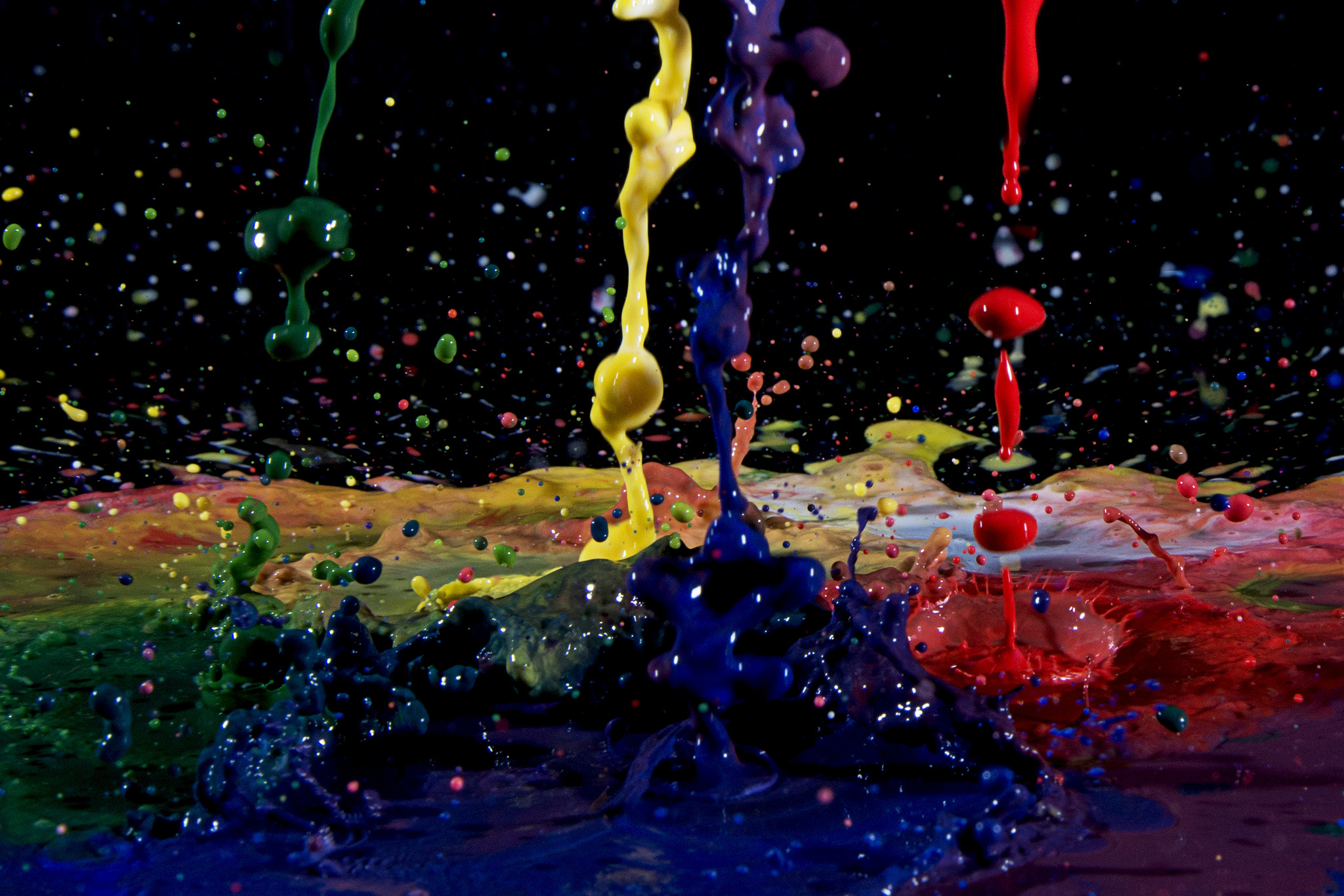 Paint drops splash macro bokeh color psychedelic wallpaperx1366