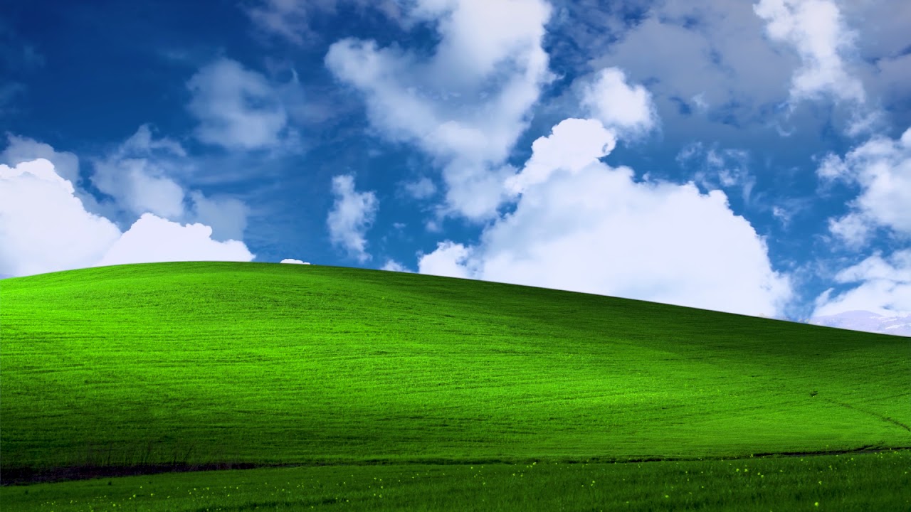 Microsoft Windows XP Bliss Wallpaper Animated