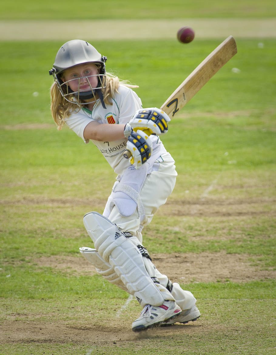 Cricket Player Holding Cricket Bat During Daytime, With Cricket Bat Wallpaper & Background Download