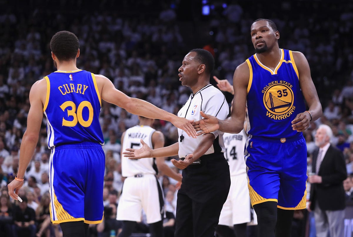 Kevin Durant Reportedly Will Take Lower Pay To Keep Warriors Together