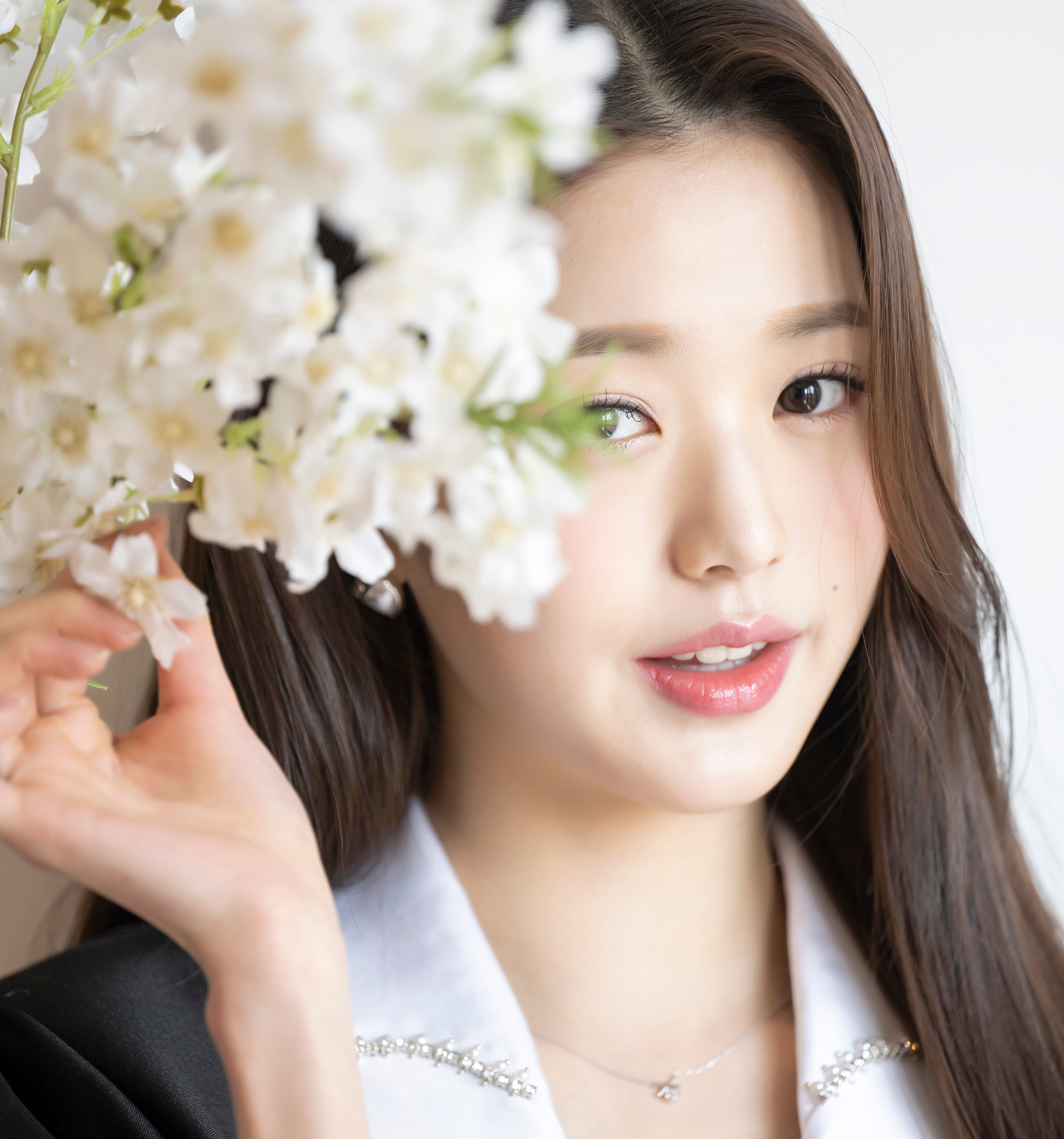 April 2022 IVE Wonyoung - 'LOVE DIVE' Promotion Photohoot