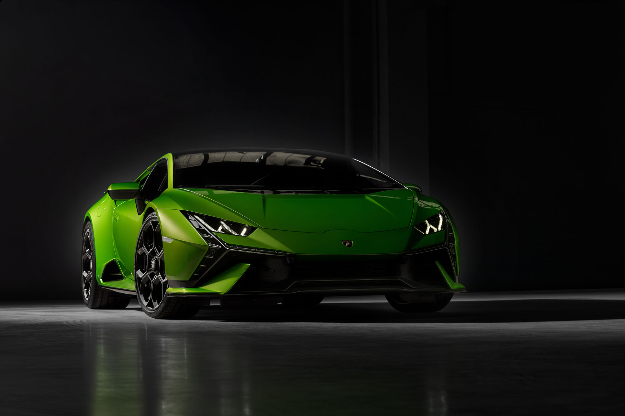 Lamborghini Huracán Tecnica, official image Photo Gallery