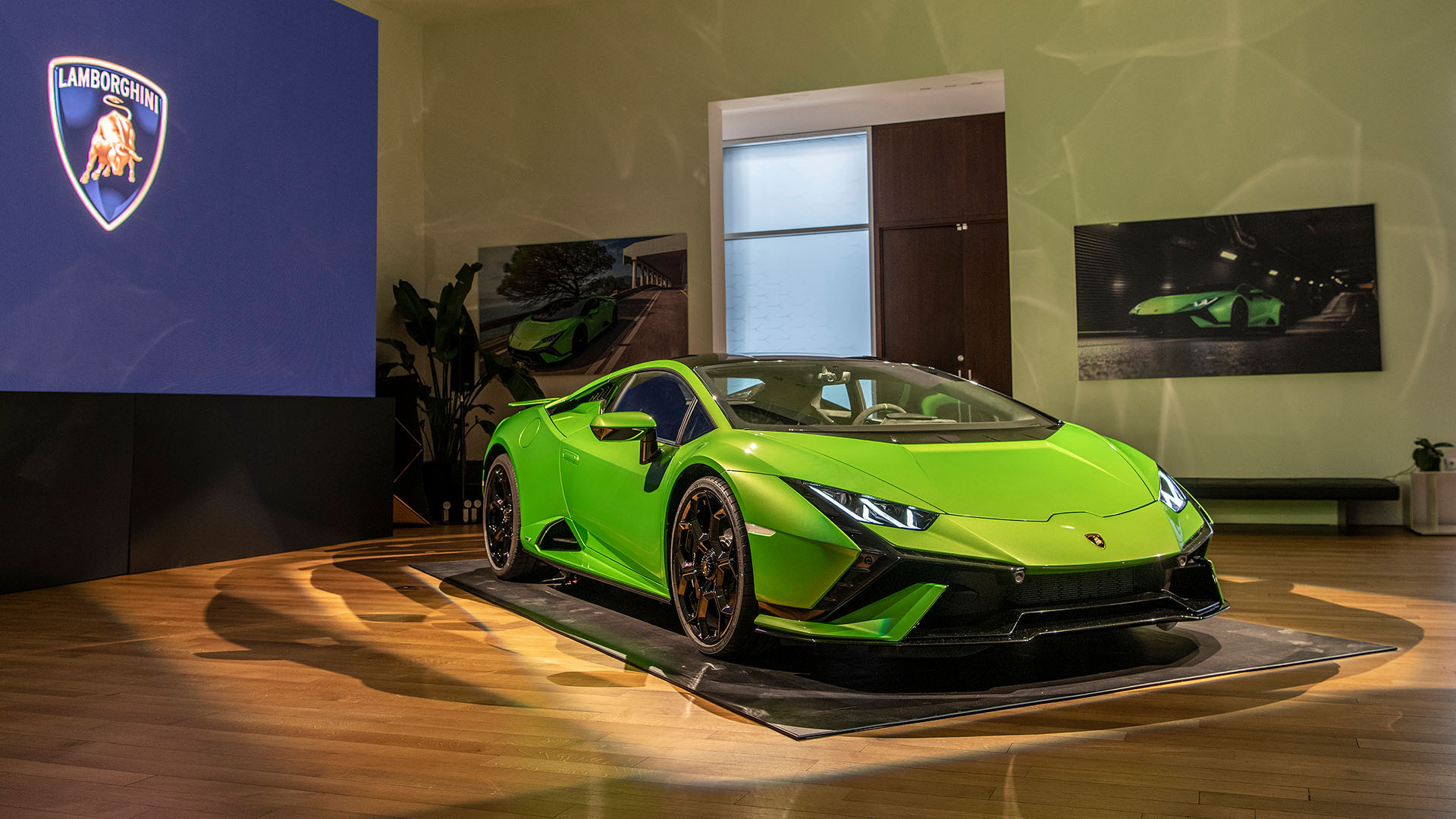 Lamborghini Huracán Tecnica at the New York IAS