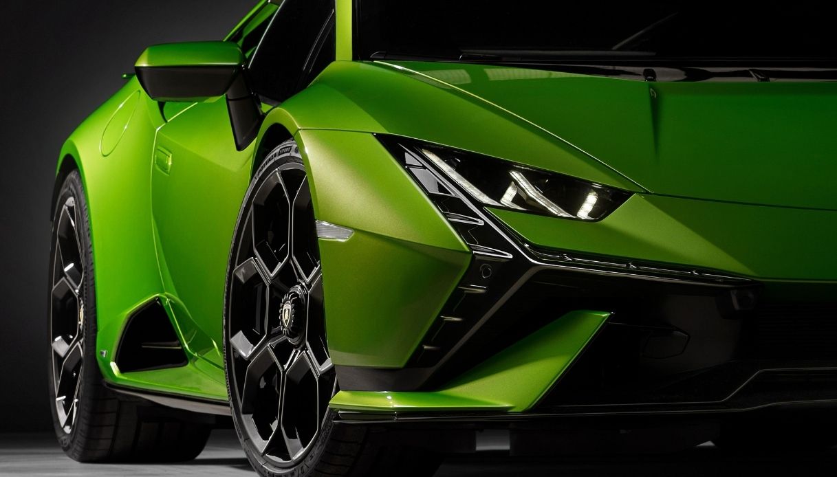 Lamborghini Huracan Tecnica, the brand new racing car